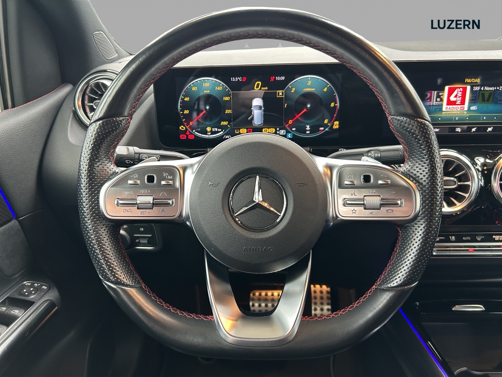 MERCEDES-BENZ B 220 d 4Matic AMG Line 8G-DCT-image-9