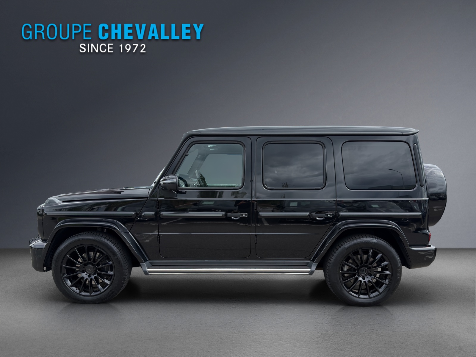 MERCEDES-BENZ G 400 d AMG Line 9G-Tronic-showroom-element-2