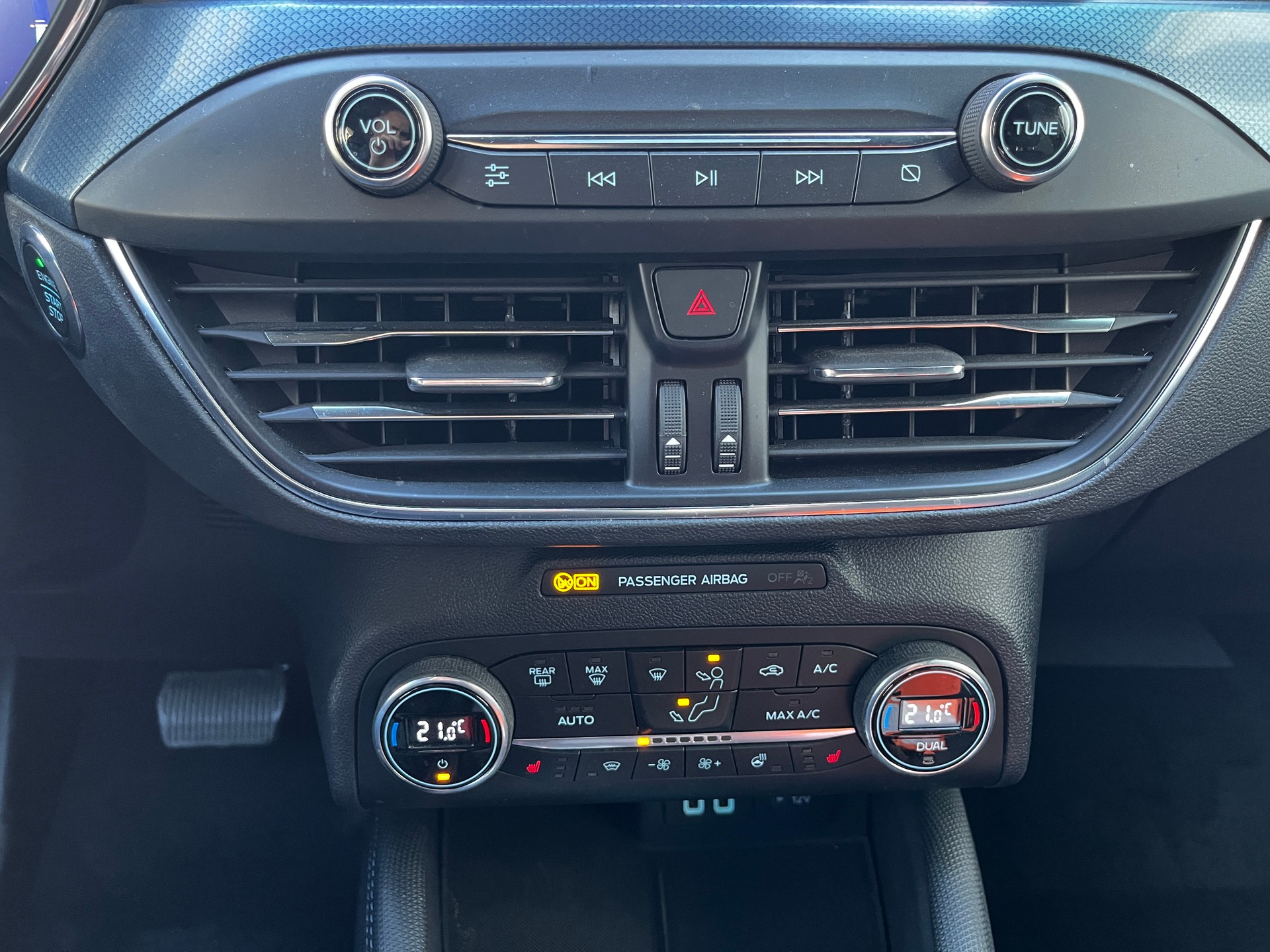 FORD Focus 1.0 SCTi Active Automatic-image-13