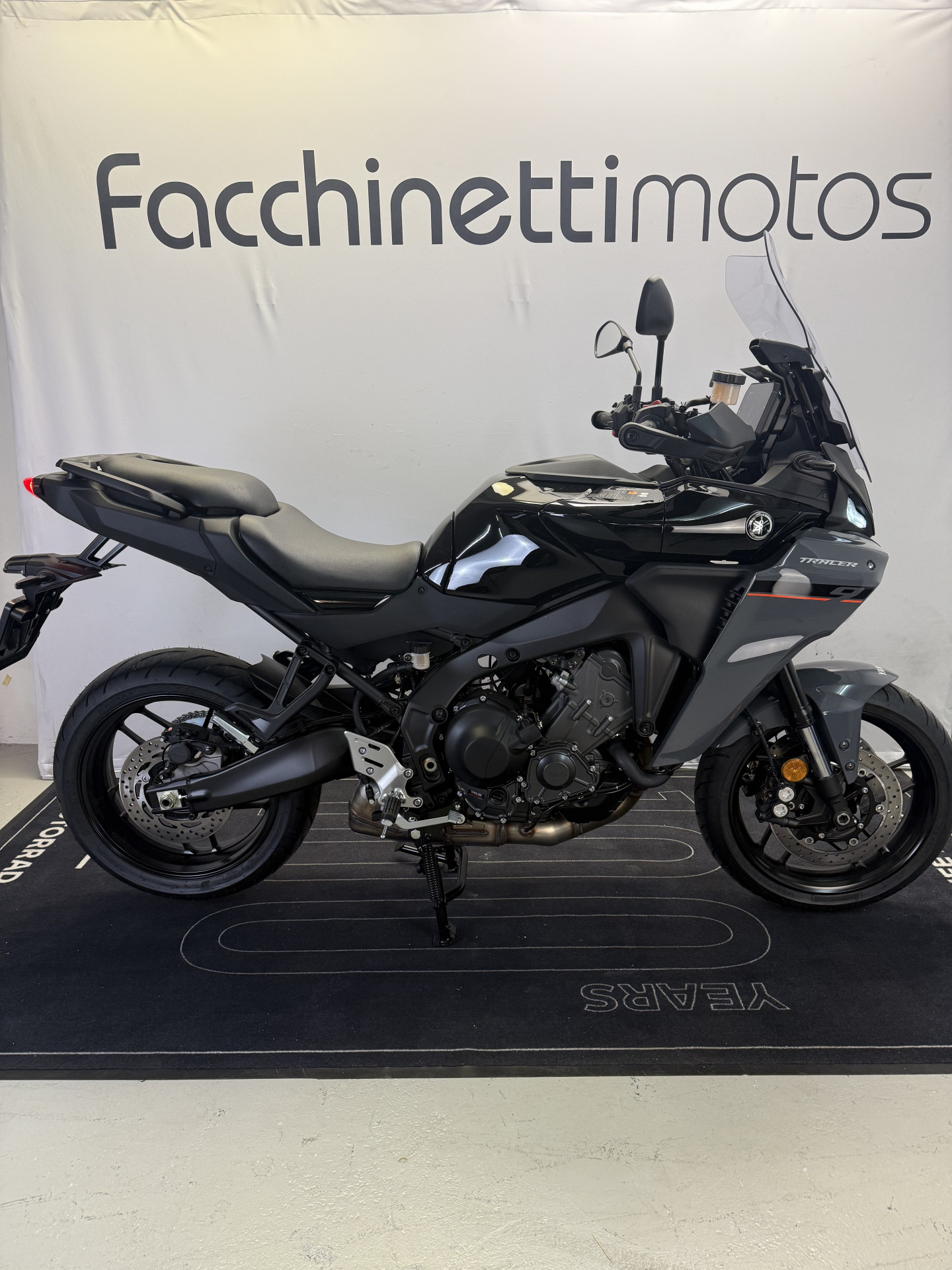 YAMAHA Tracer 9