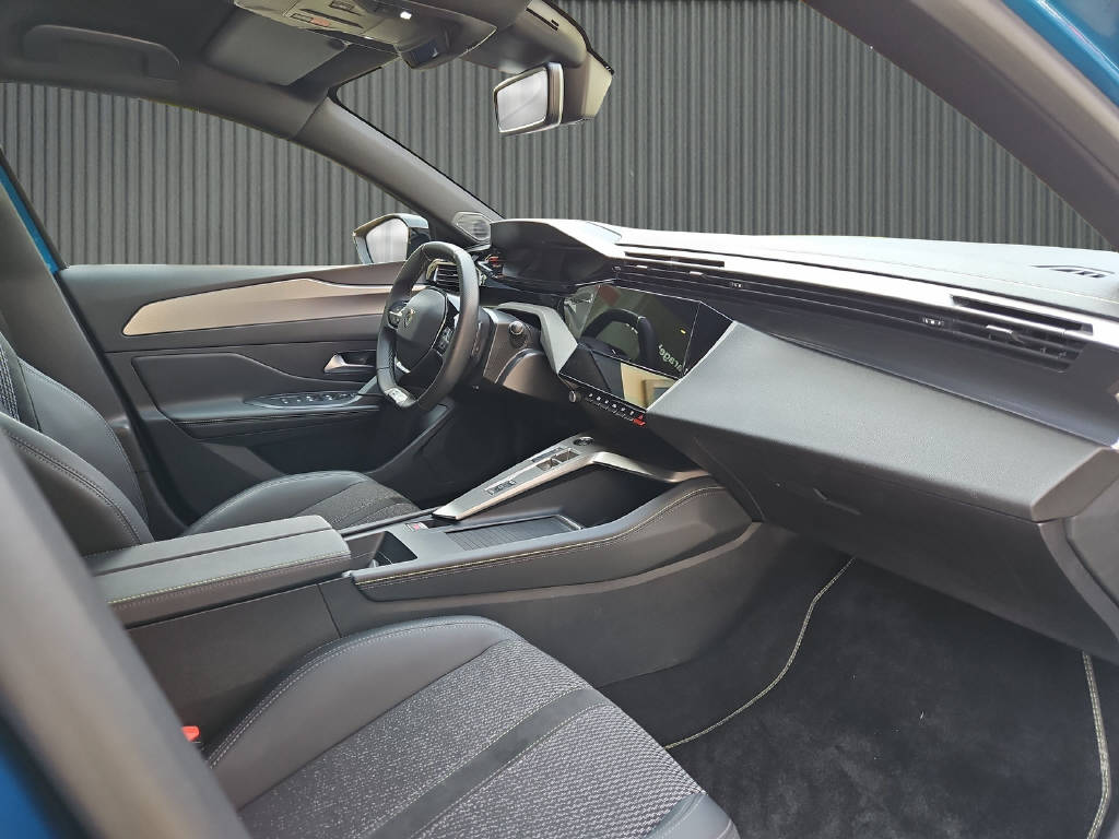 PEUGEOT 308 1.2 145PS mHY GT-image-12