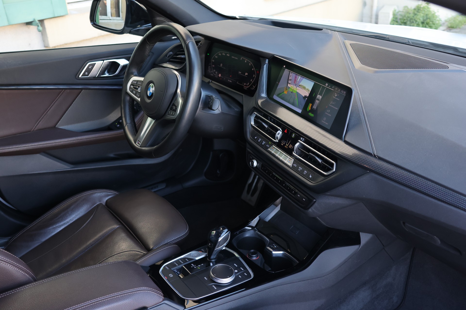 BMW M135i xDrive Steptronic (CH)-image-9