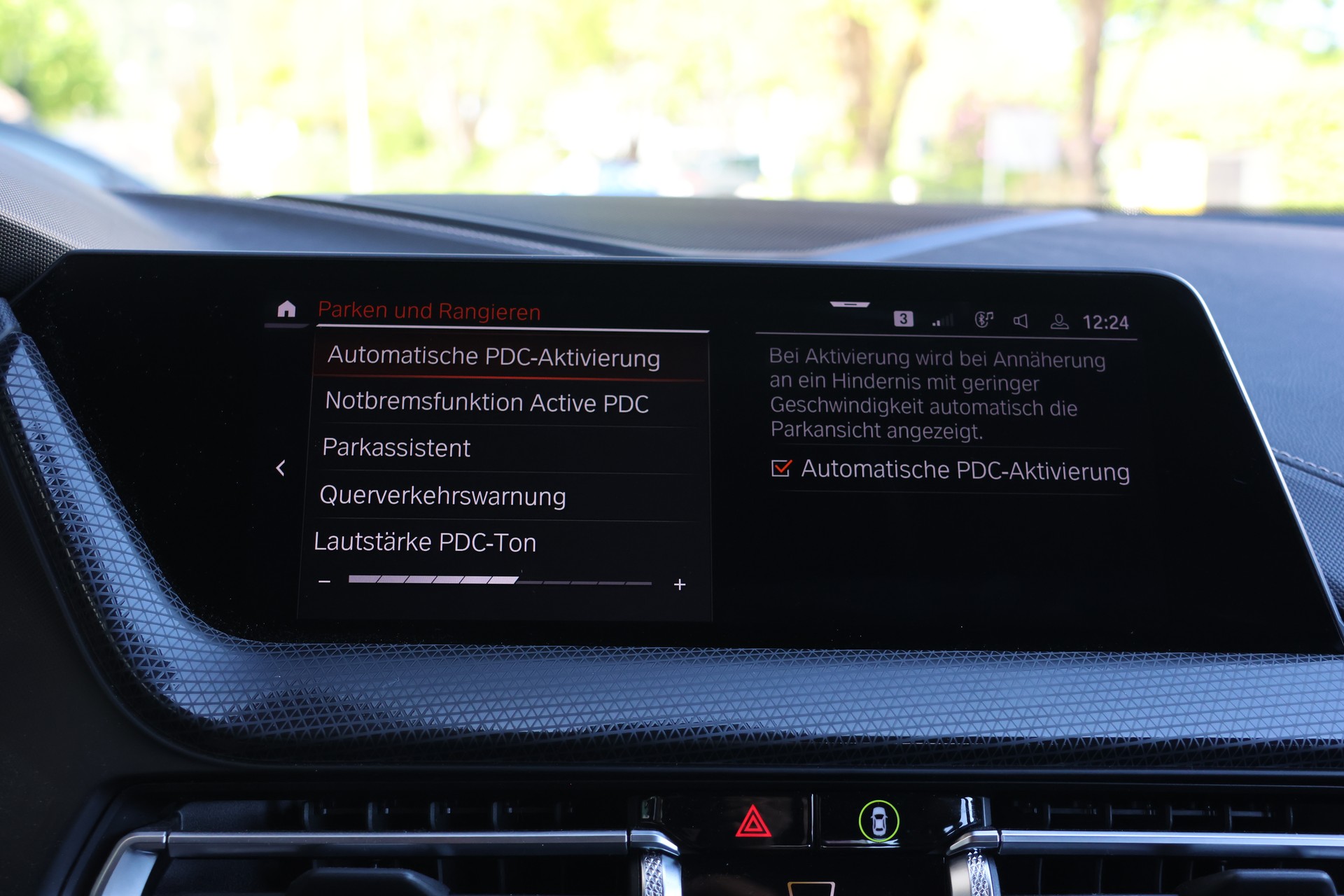 BMW M135i xDrive Steptronic (CH)-image-25
