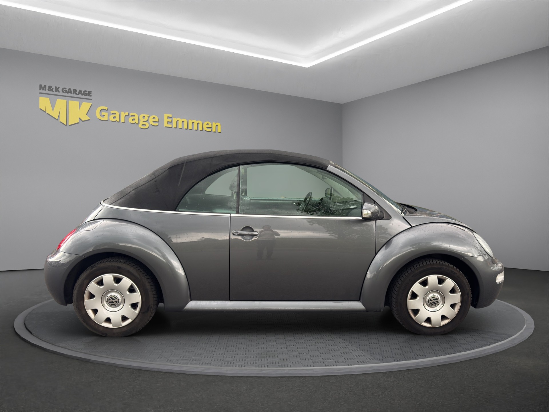 VW Beetle Cabrio 1.8 T-image-5