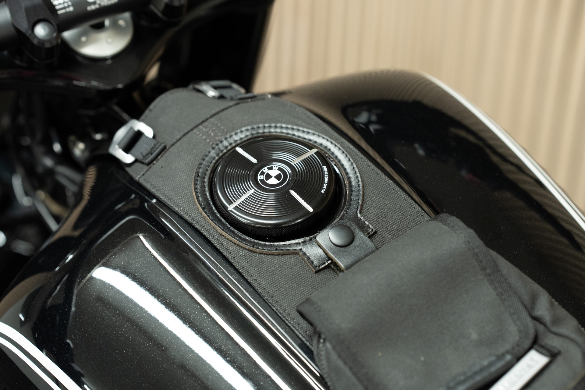 BMW R 18 mit edlem Umbau inkl. Jekill & Hyde Klappenauspuffanlage-showroom-element-3