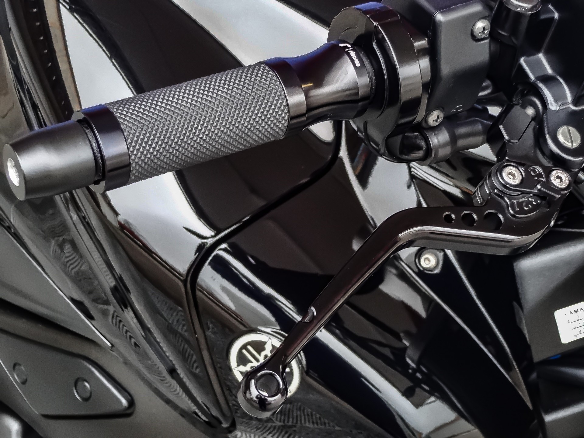 YAMAHA FZ1 N ABS-image-10