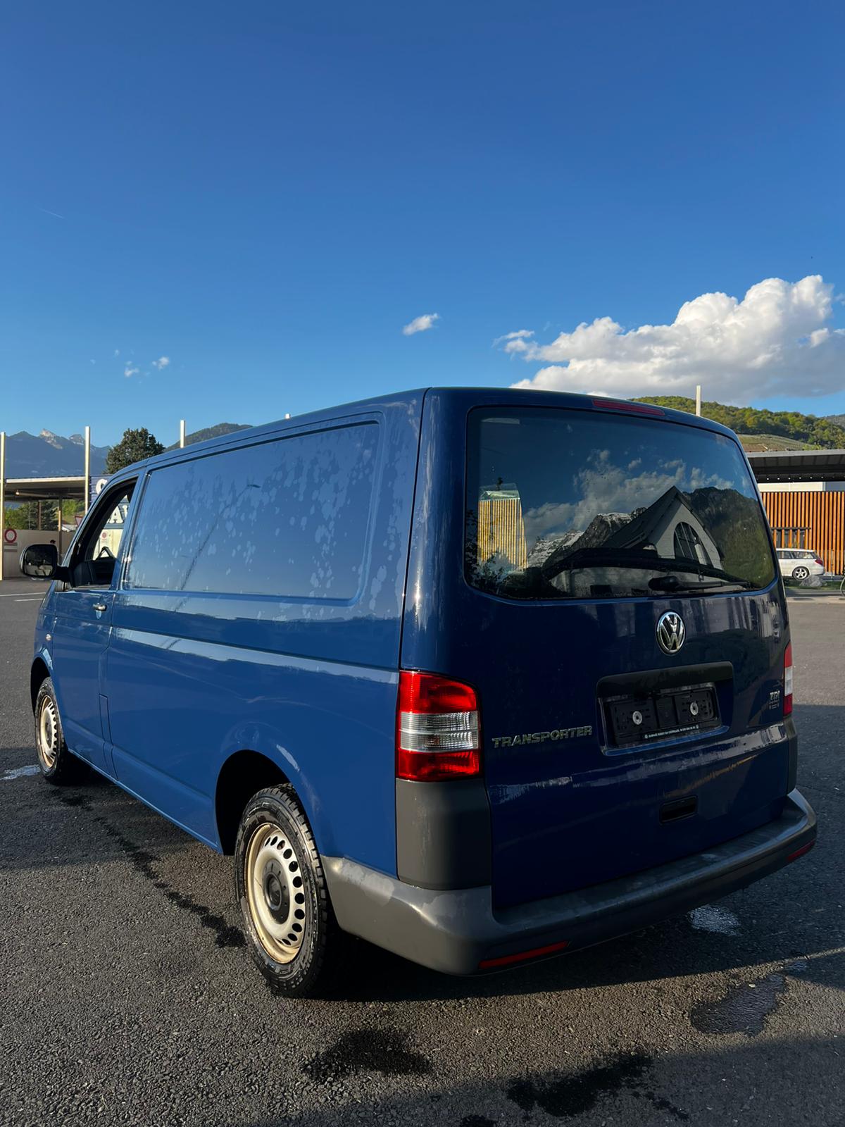 VW T5 2.0 TDI-image-3