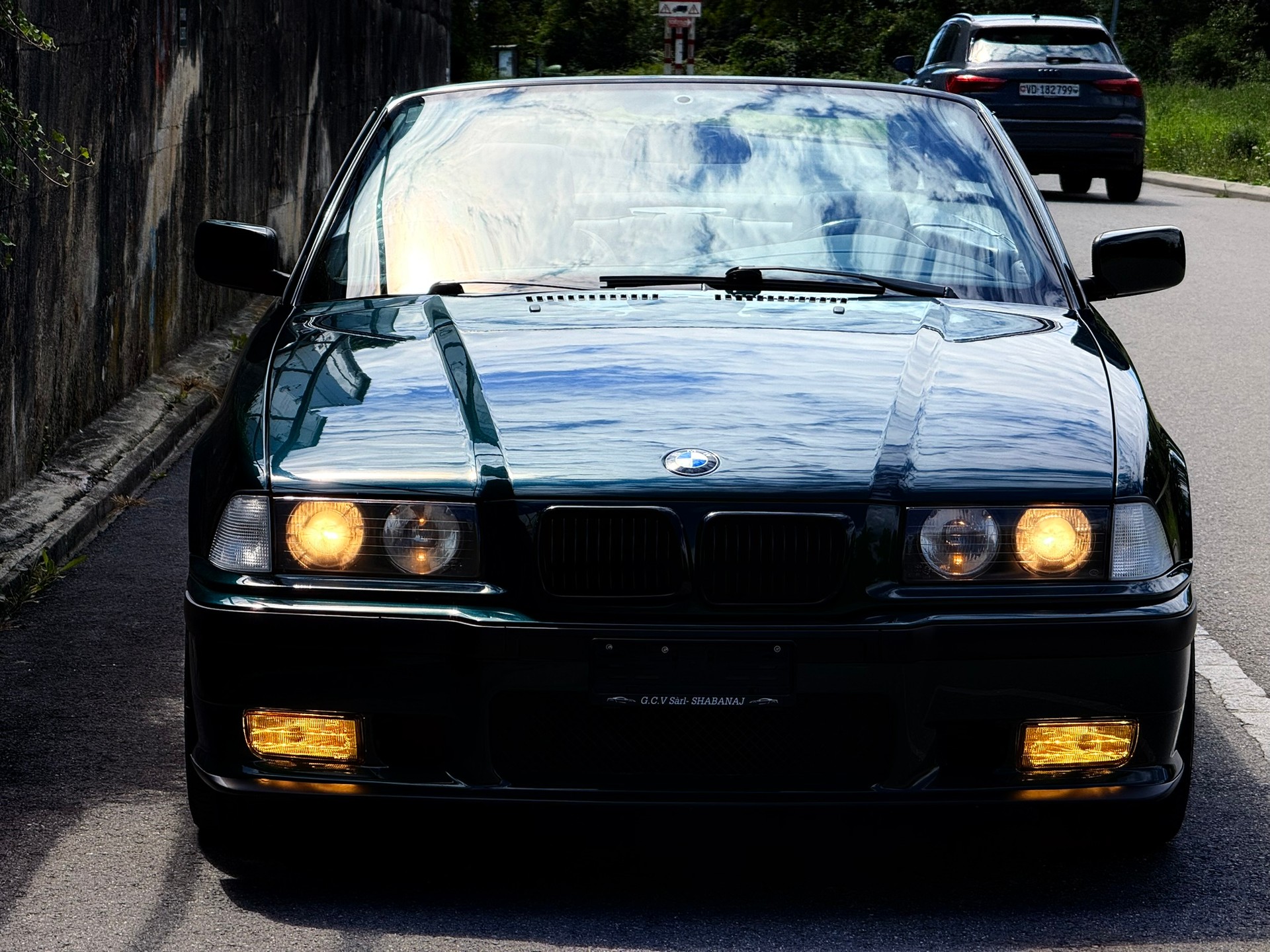 BMW 328i Cabrio-image-1