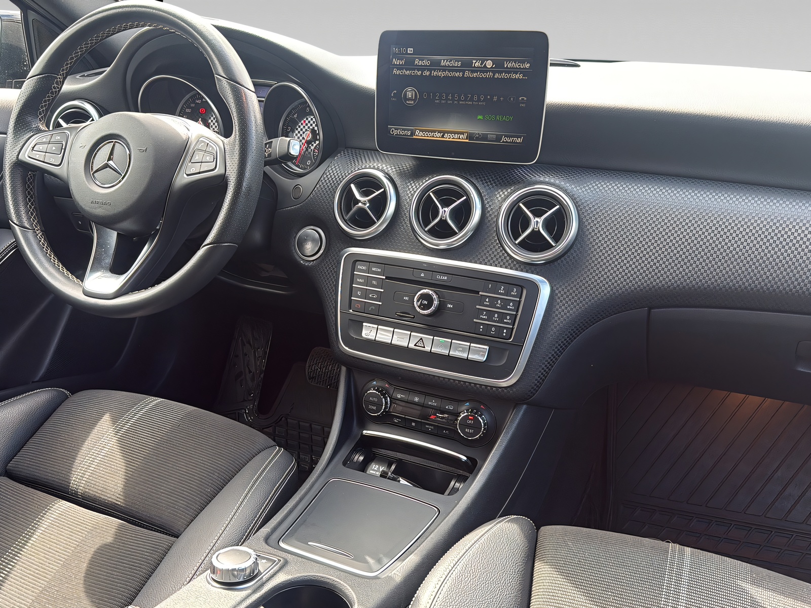 MERCEDES-BENZ A 180-image-12