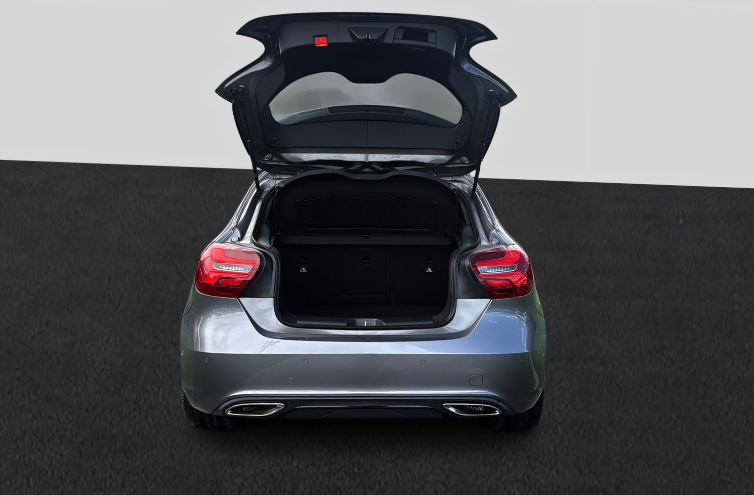 MERCEDES-BENZ A 180-image-9