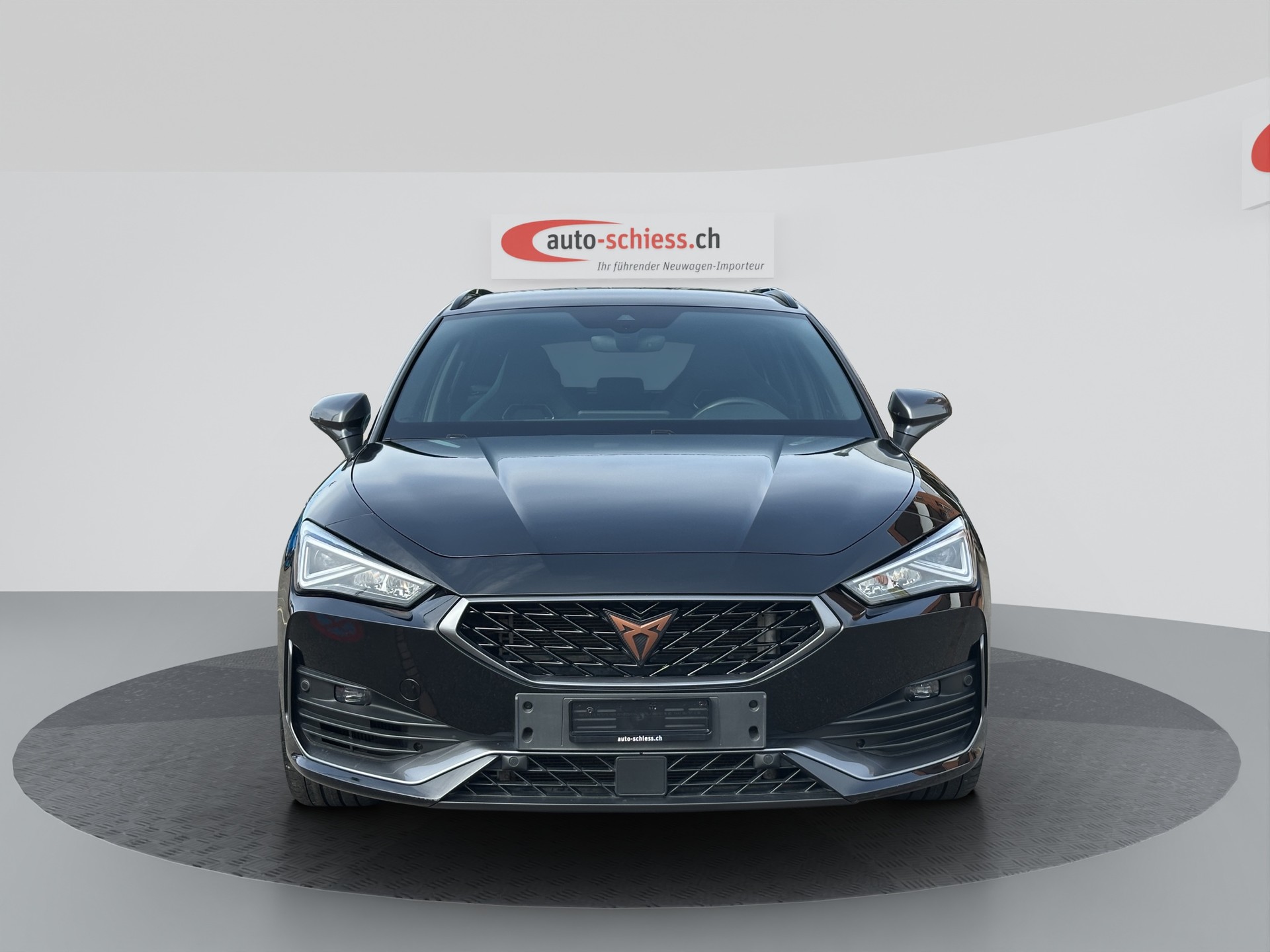 CUPRA LEON ST 2.0 TSI VZ DSG 4Drive-image-1