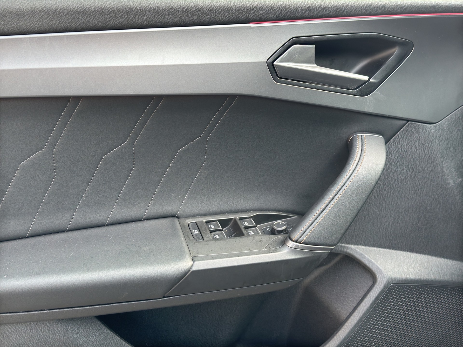 CUPRA LEON ST 2.0 TSI VZ DSG 4Drive-image-8