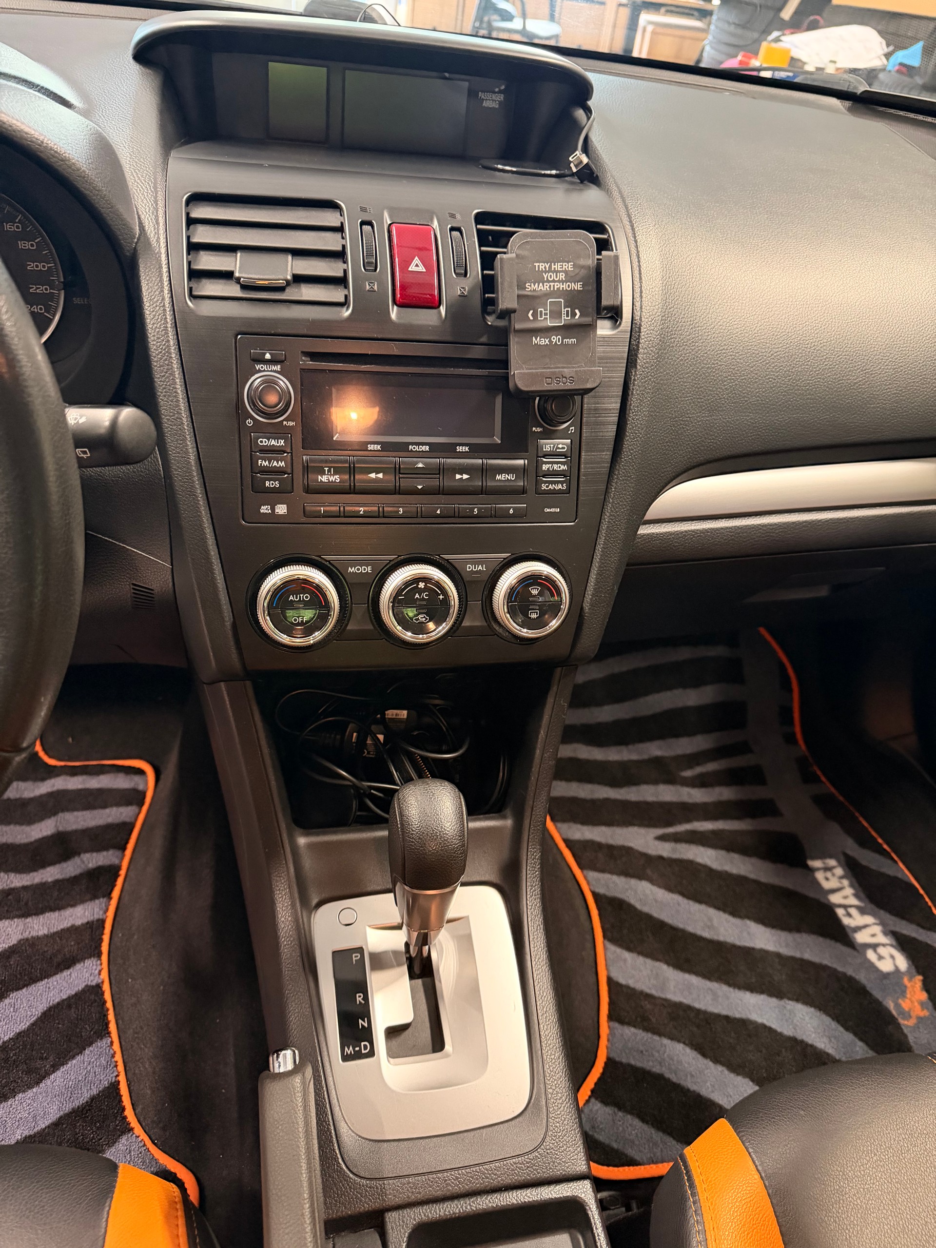 SUBARU XV 2.0 Swiss Two AWD CVT-image-7