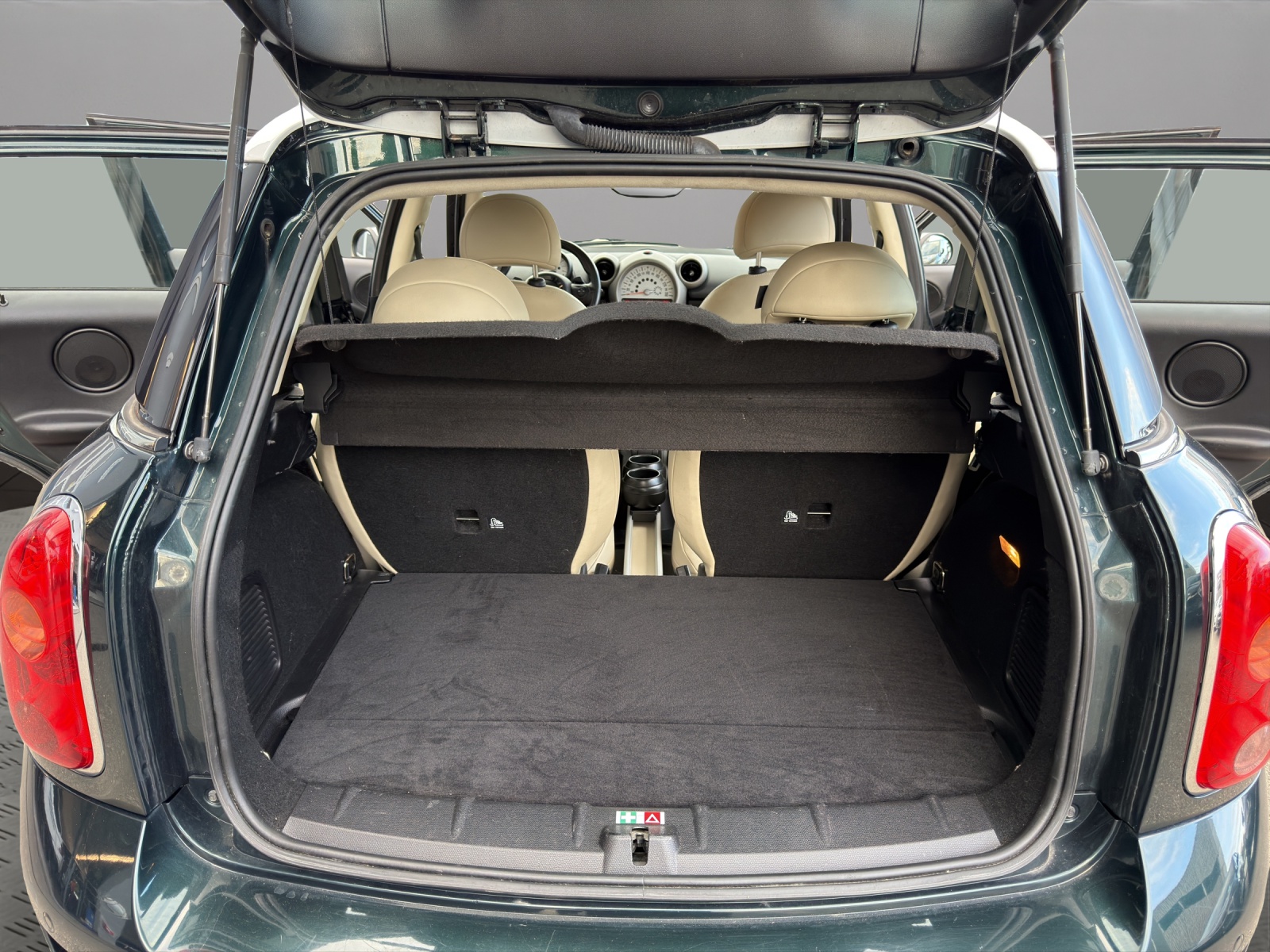 MINI Countryman Cooper S ALL4 Steptronic-image-18