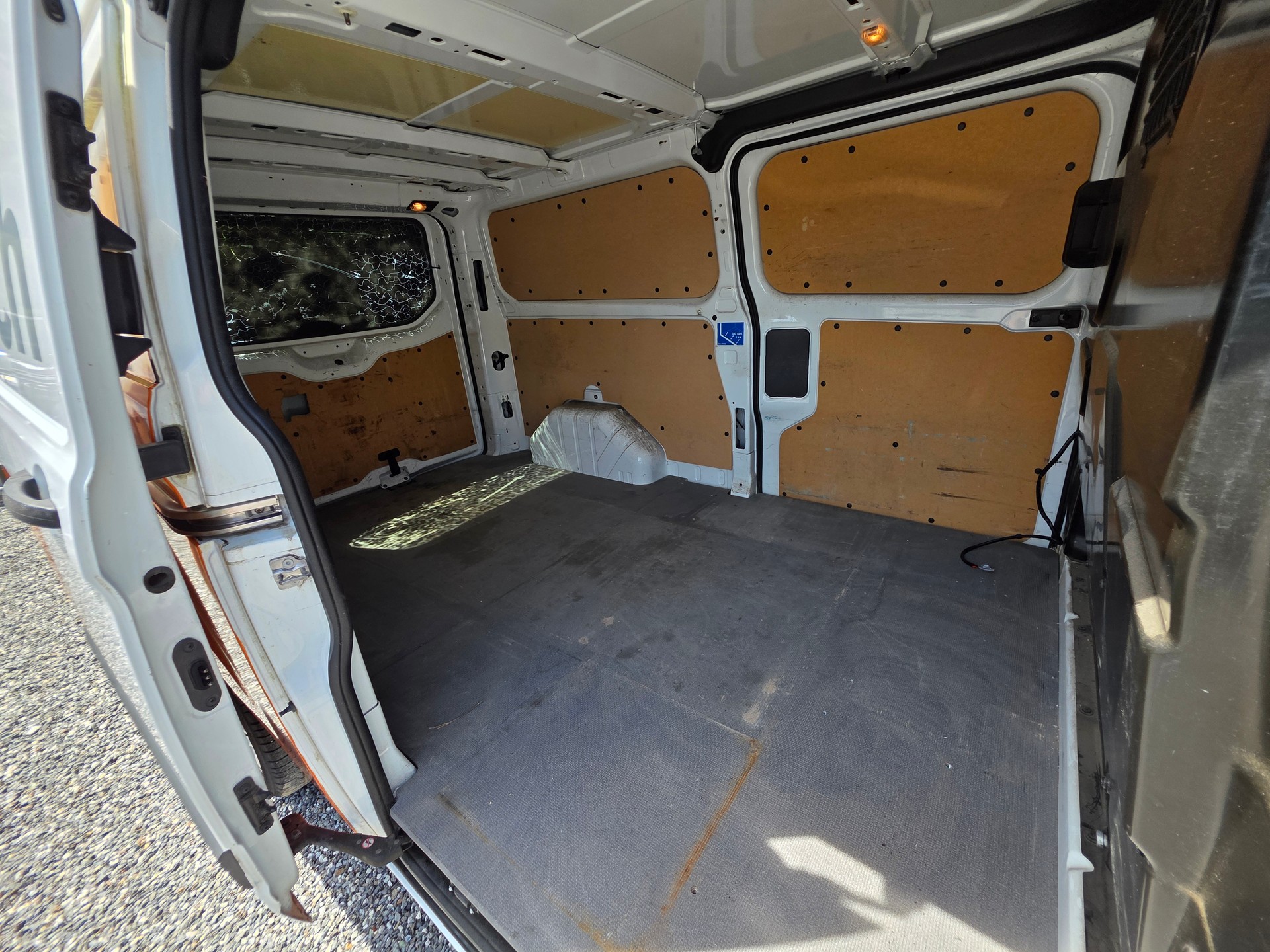 FORD Transit Custom Van 310 L2H1 Ambiente-image-6