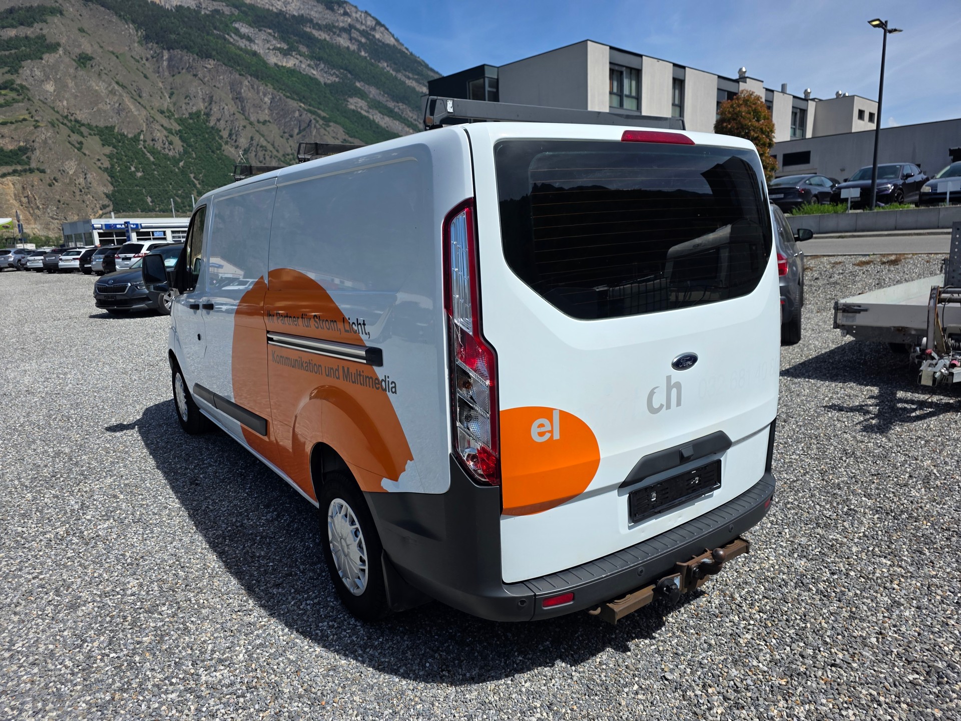 FORD Transit Custom Van 310 L2H1 Ambiente-image-2