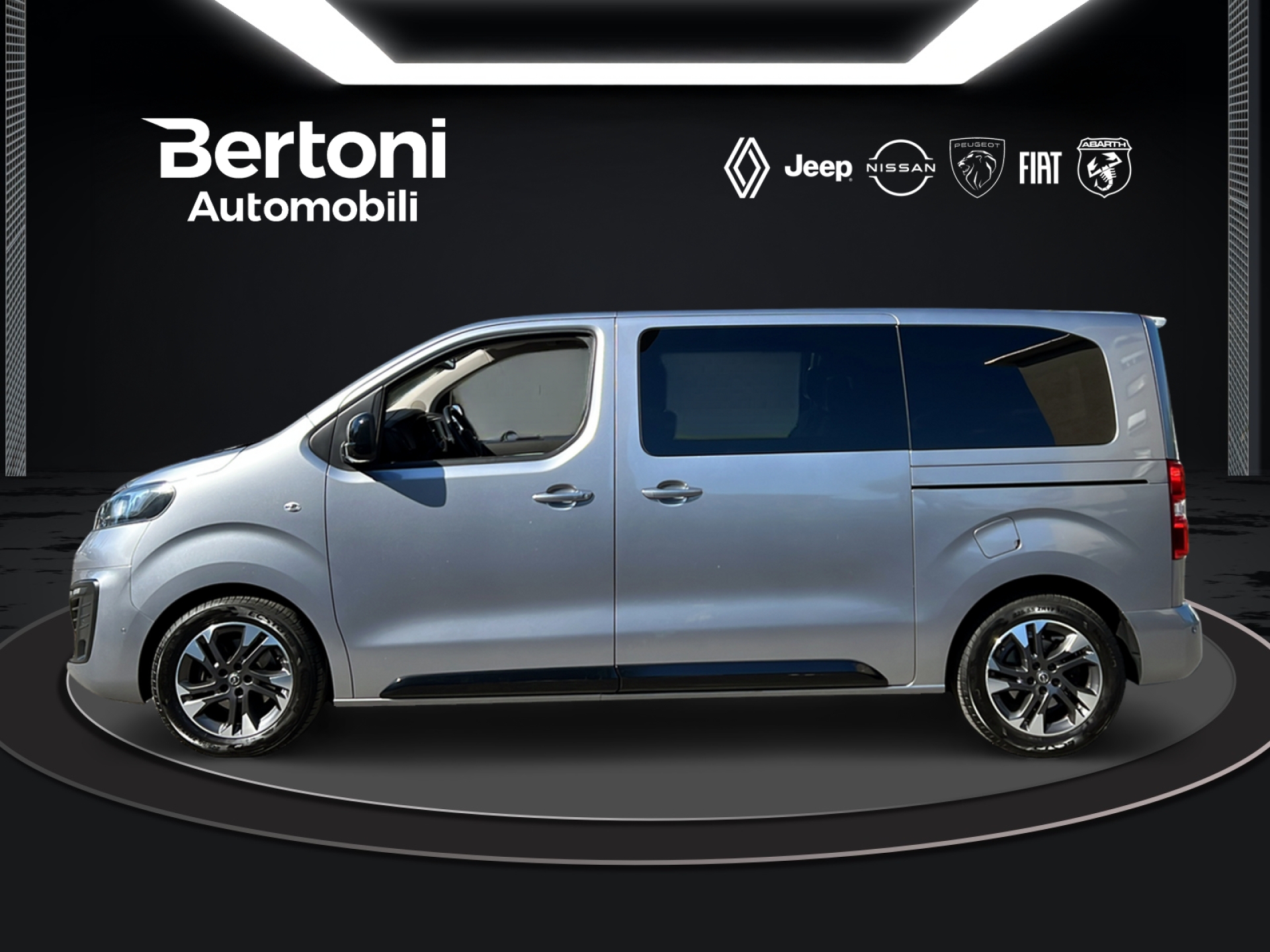 OPEL Zafira Life M 2.0 CDTI 177 Bus-image-1