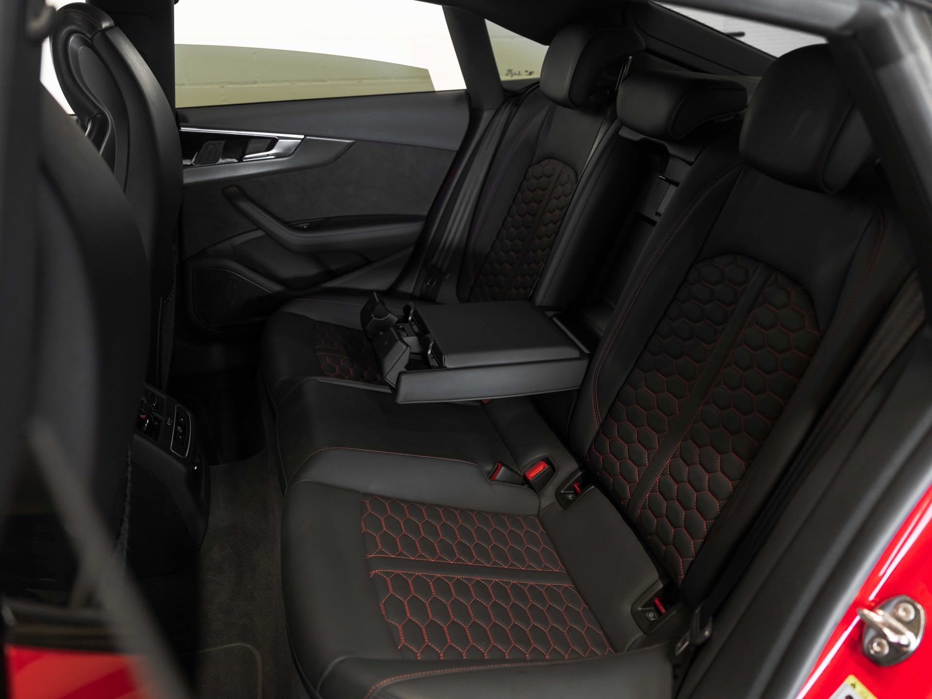 AUDI RS5 Sportback 2.9 TFSI quattro tiptronic-image-15