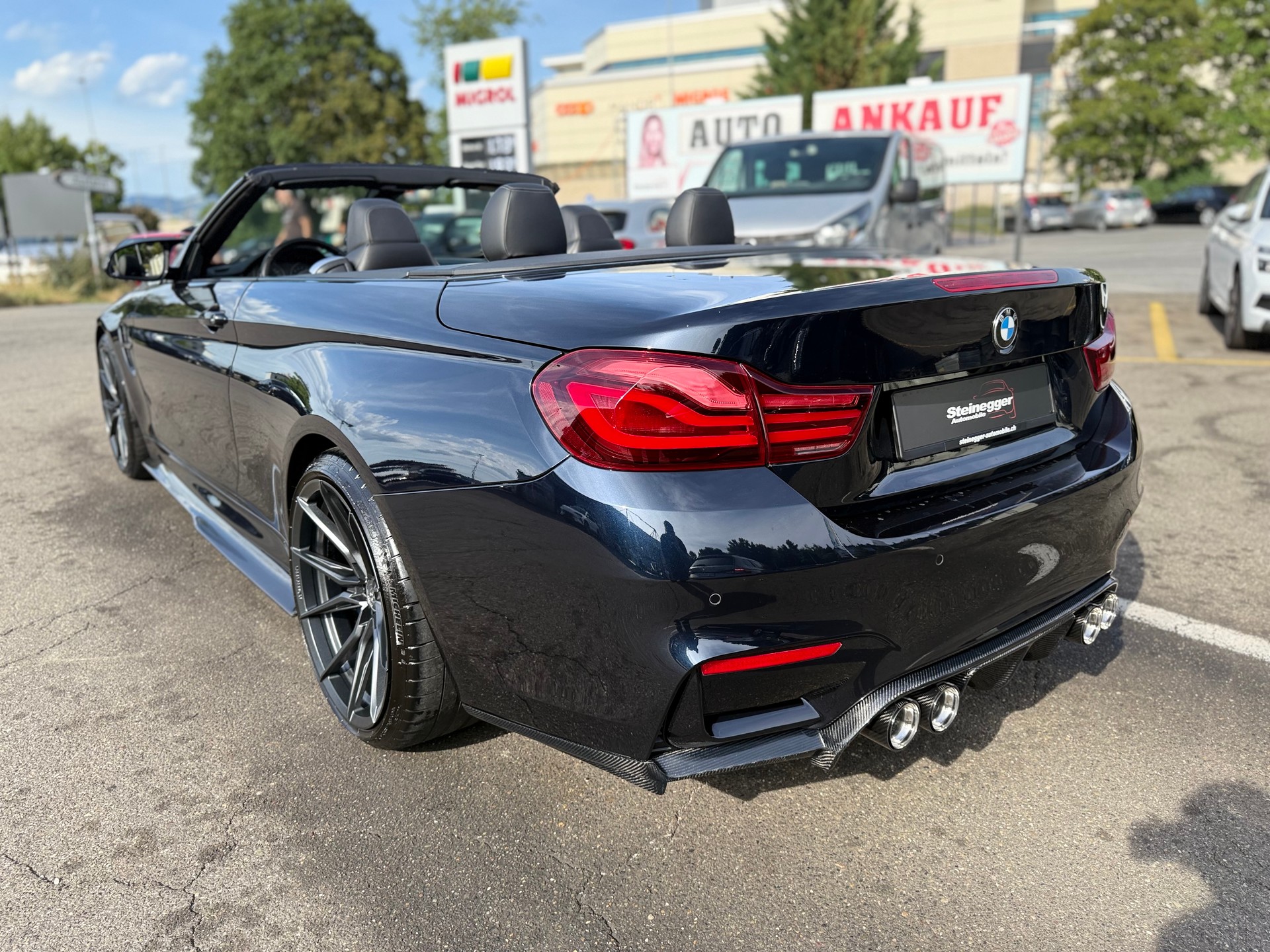 BMW M4 Cabriolet Drivelogic M Competition ° All Black °-image-15