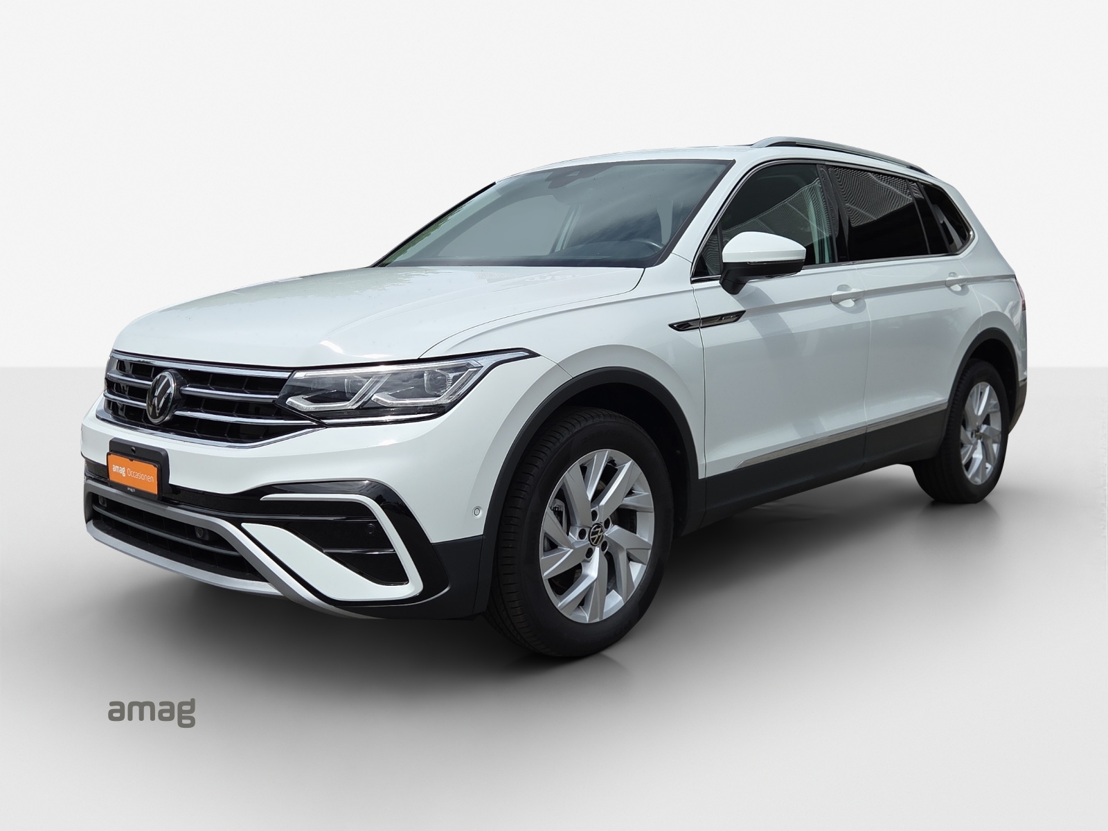 VW Tiguan Allspace 2.0TSI Elegance 4Motion DSG-image-0