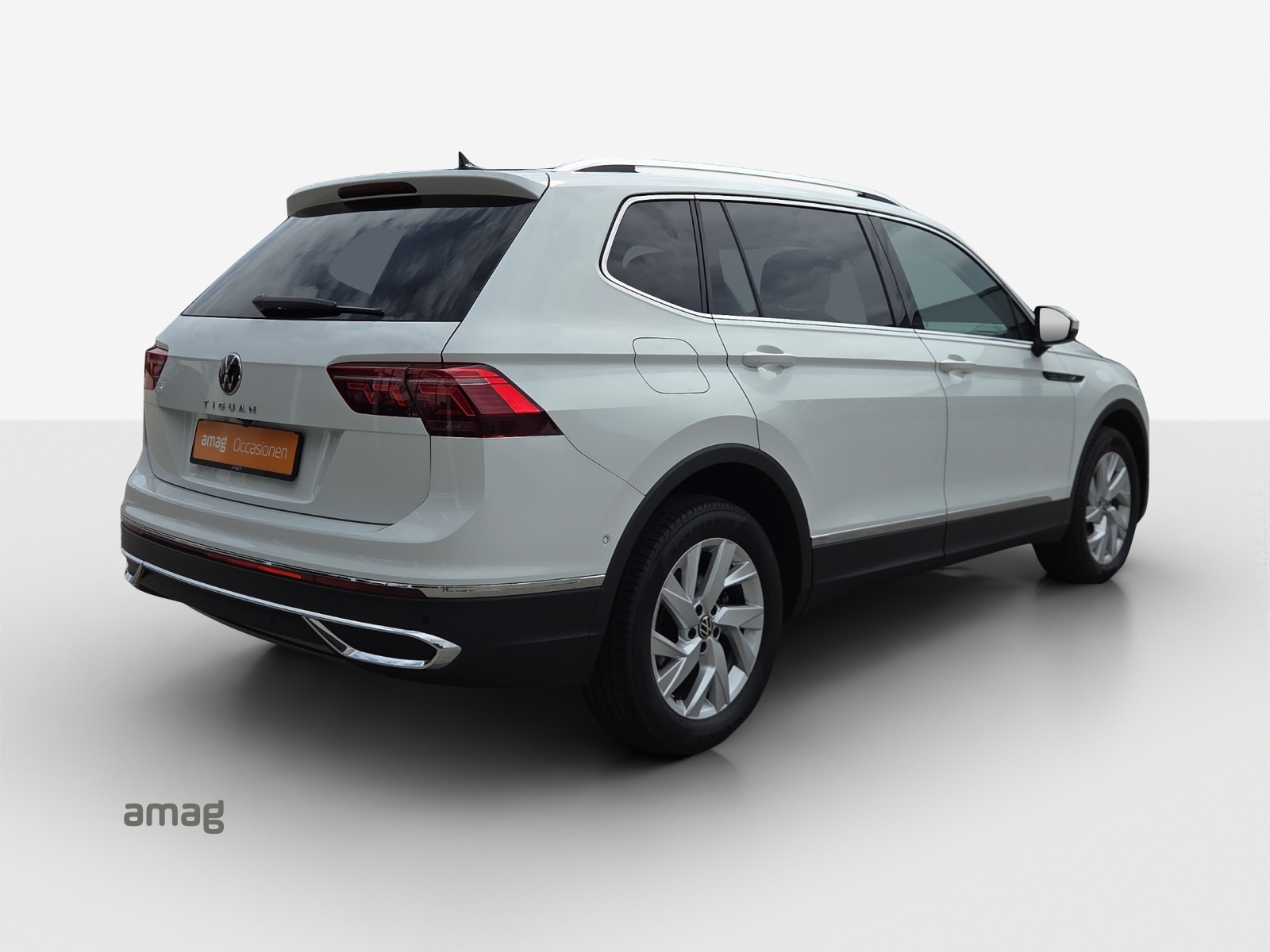 VW Tiguan Allspace 2.0TSI Elegance 4Motion DSG-image-4