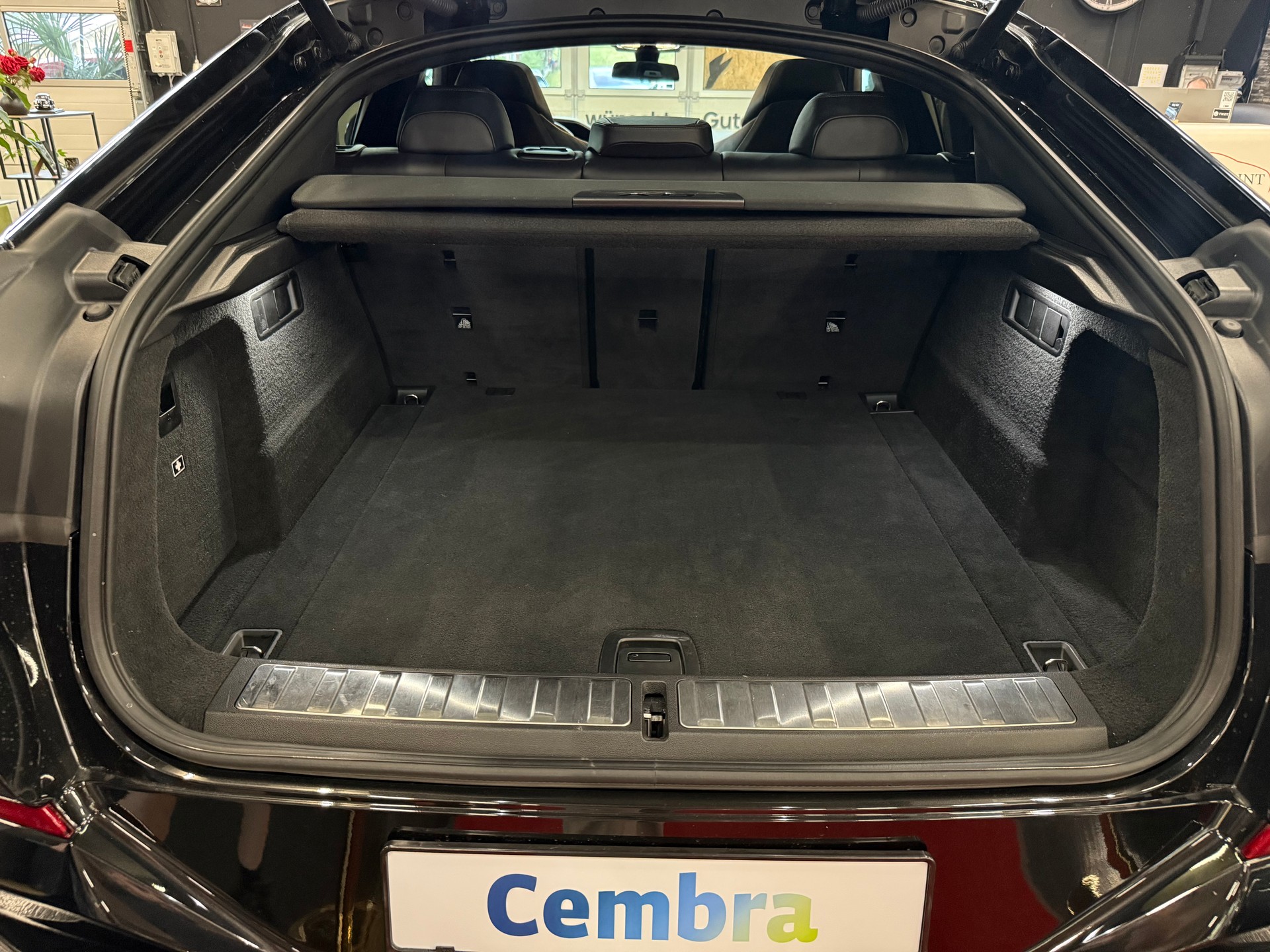 BMW X6 M50i Steptronic-image-19