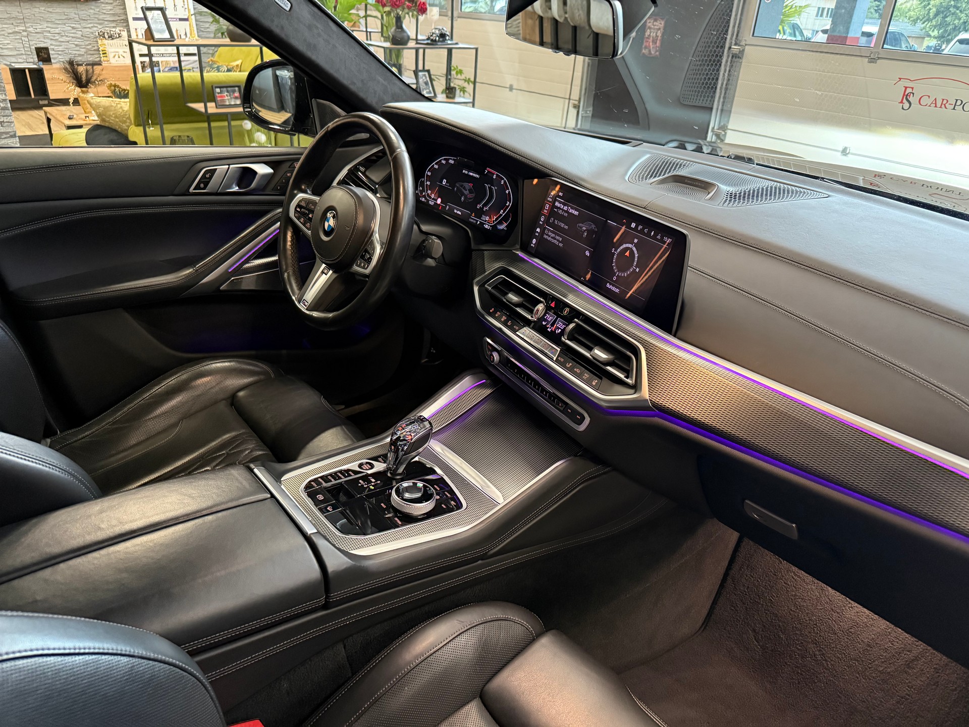BMW X6 M50i Steptronic-image-11