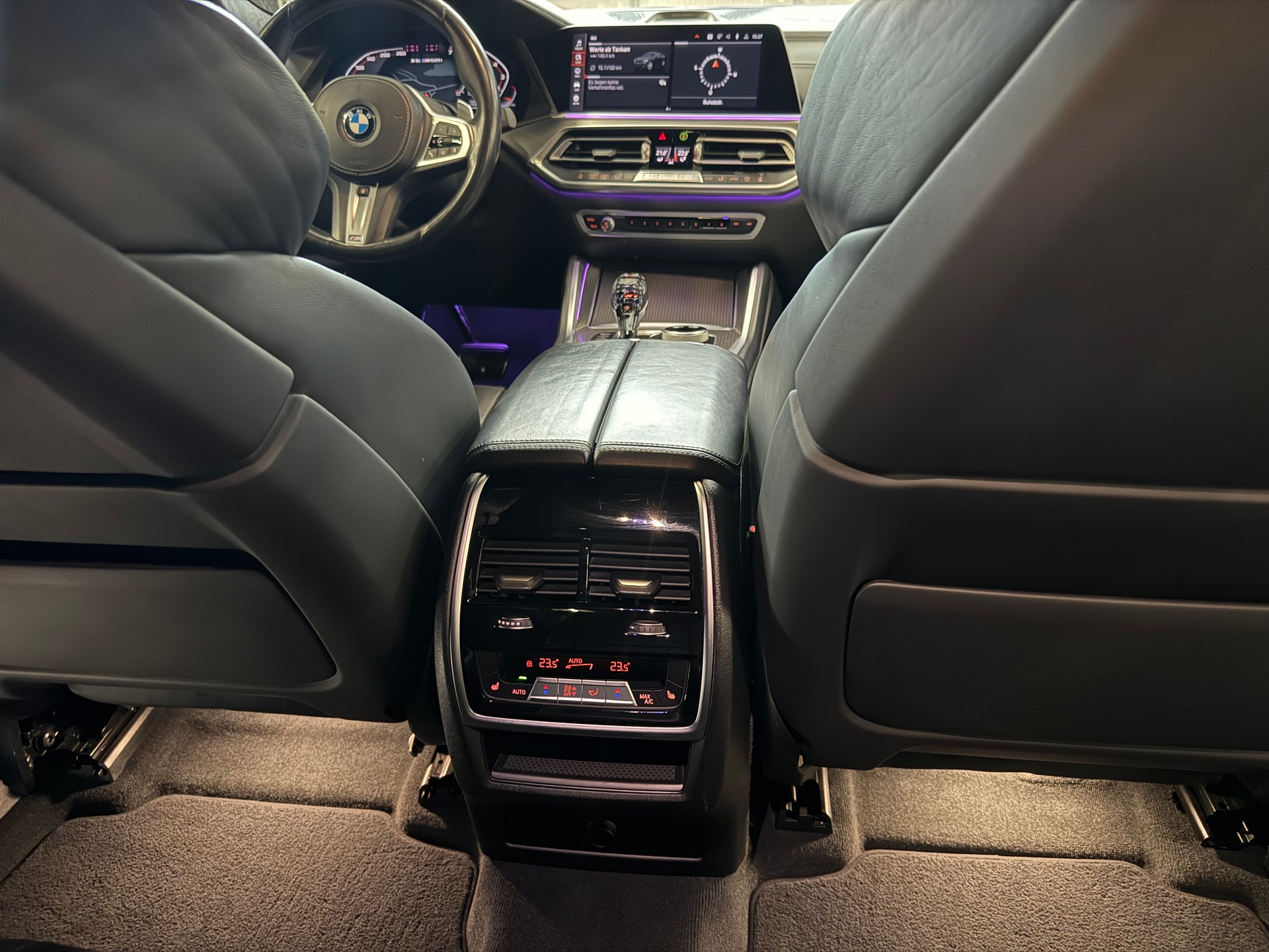 BMW X6 M50i Steptronic-image-12