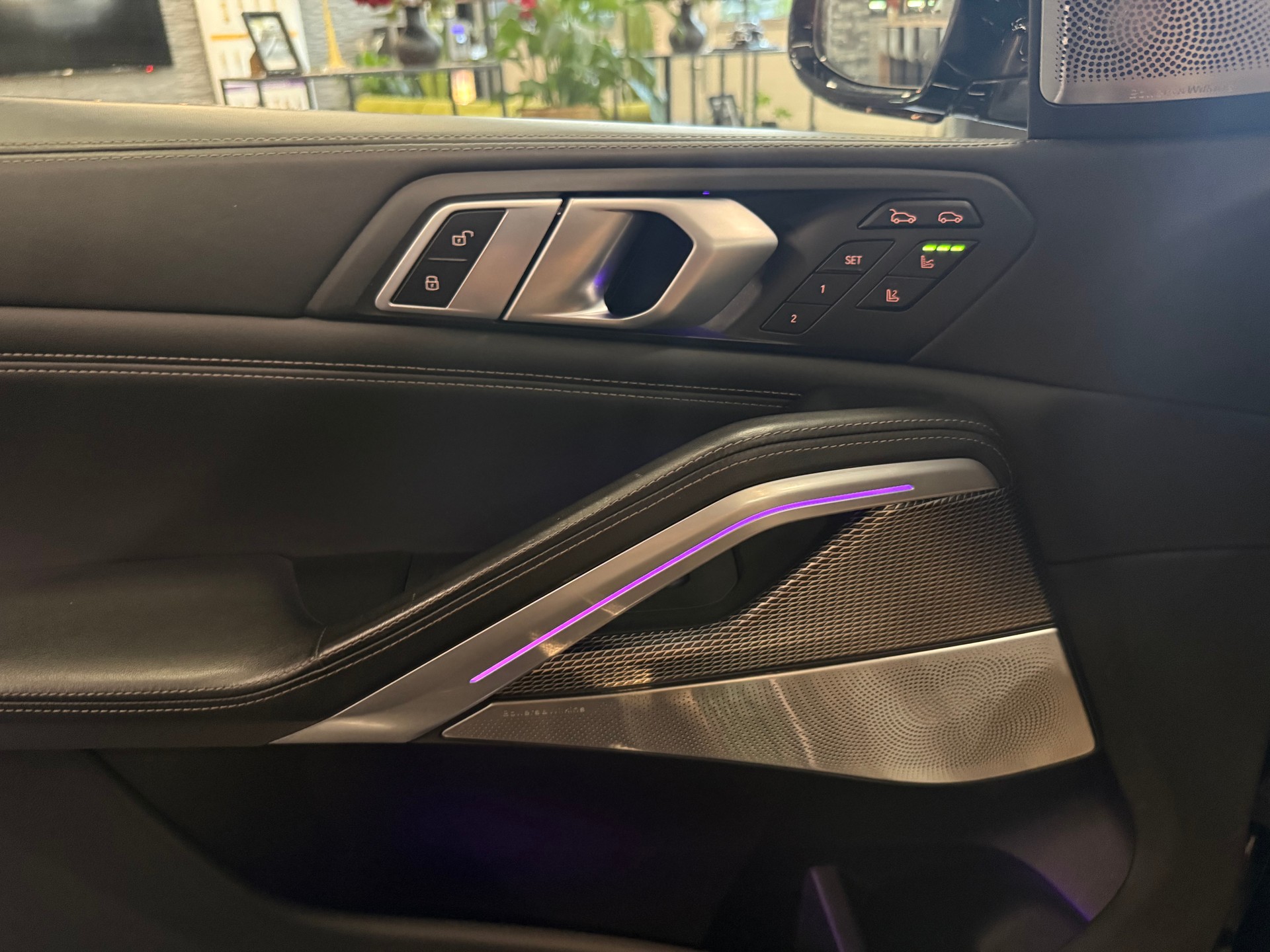 BMW X6 M50i Steptronic-image-27