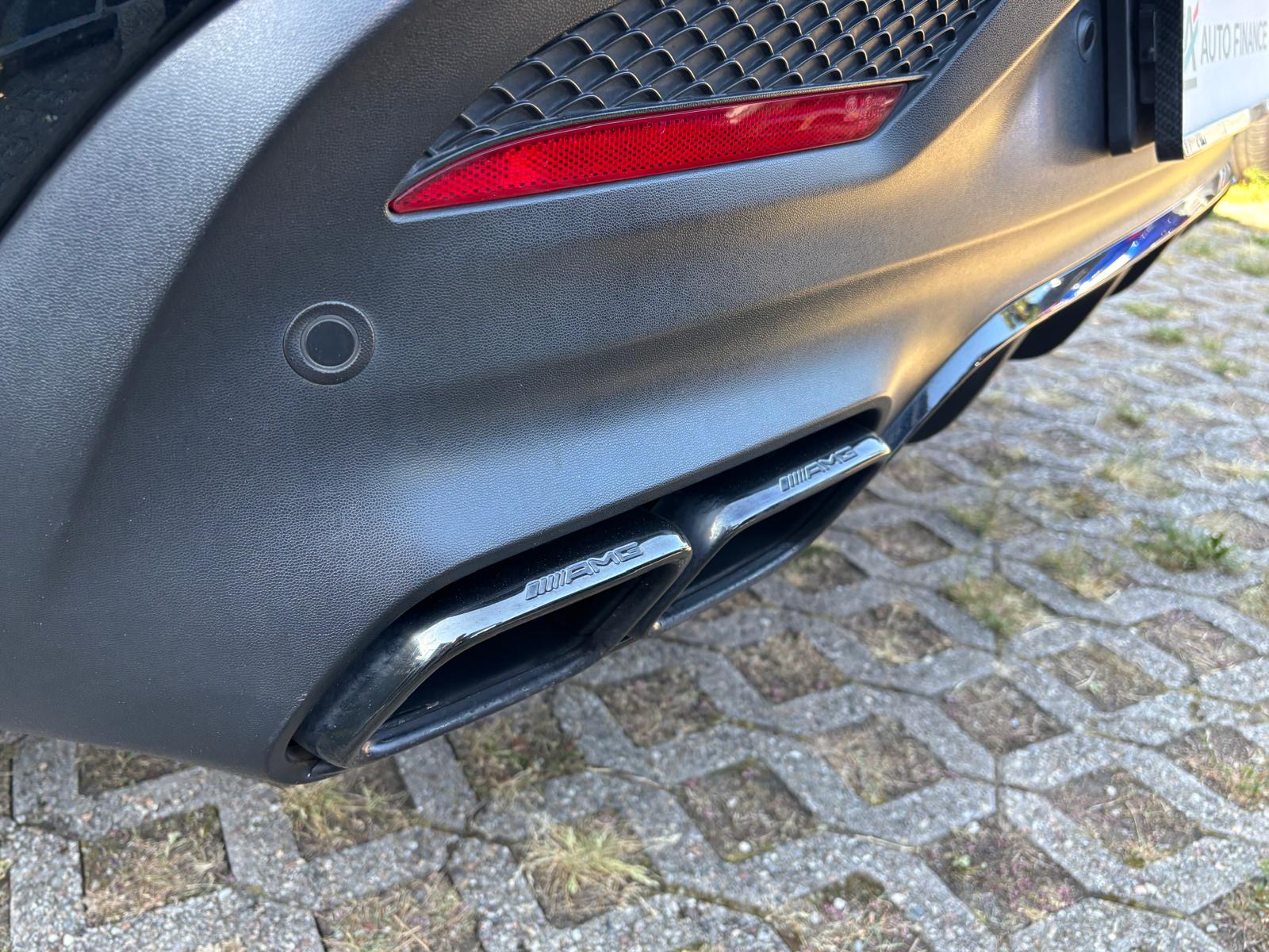 MERCEDES-BENZ GLE Coupé 63 AMG 4Matic Speedshift-image-11