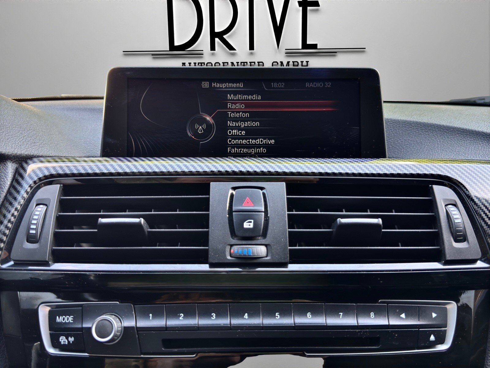 BMW 335i xDrive Touring Steptronic-image-15