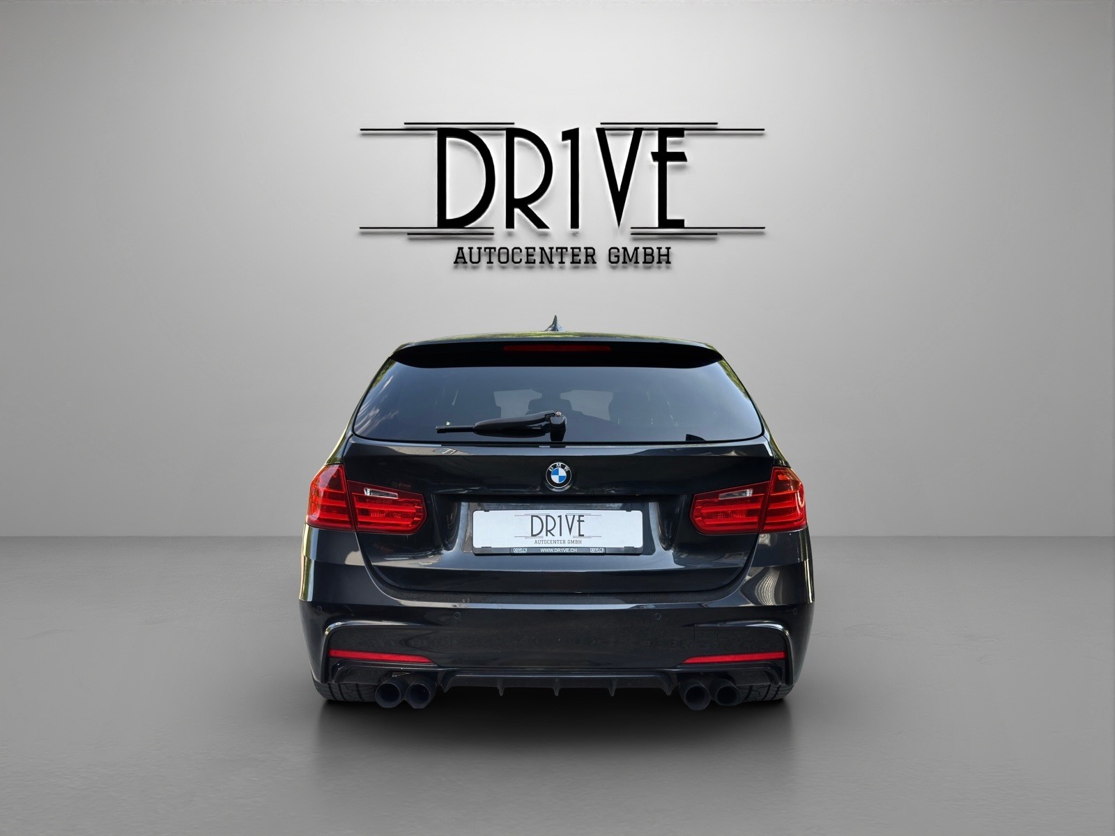 BMW 335i xDrive Touring Steptronic-image-5