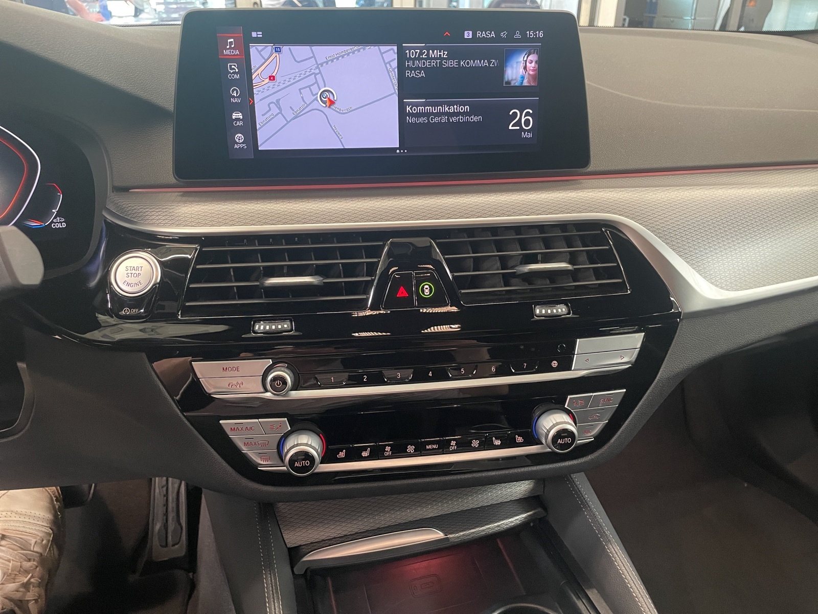 BMW 530d M SPORTPAKET-image-12