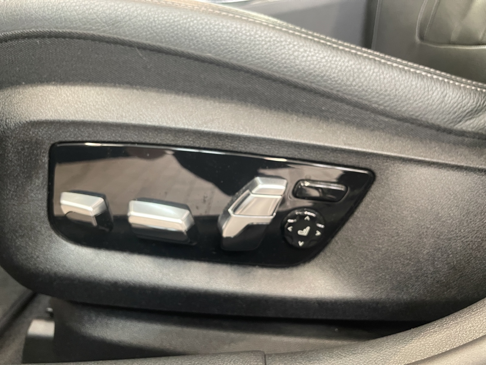 BMW 530d M SPORTPAKET-image-15