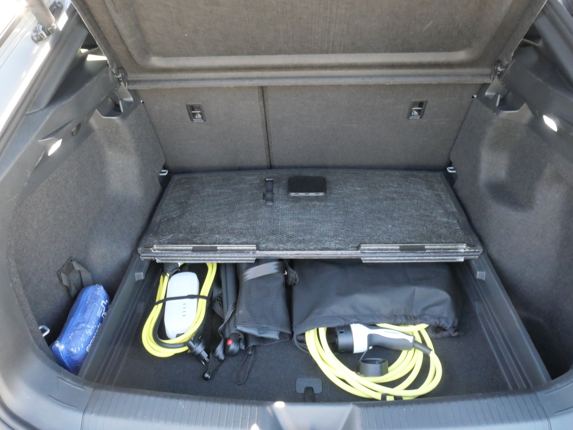 VW ID.5 Pro Performance 77 kWh *CH-Auto, Matrix-LED, Parklenk-Assistent*-image-7