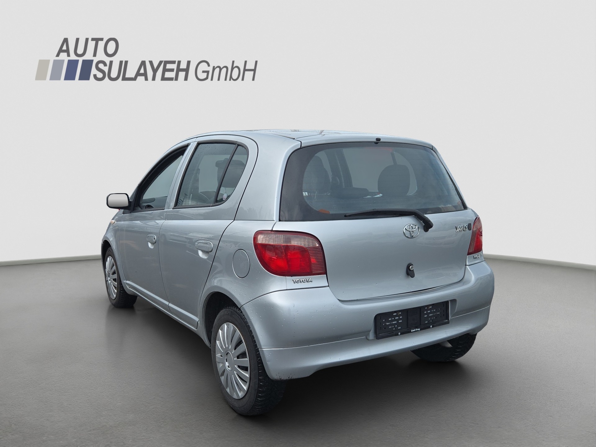 TOYOTA Yaris 1.3 Linea Sol-showroom-element-2
