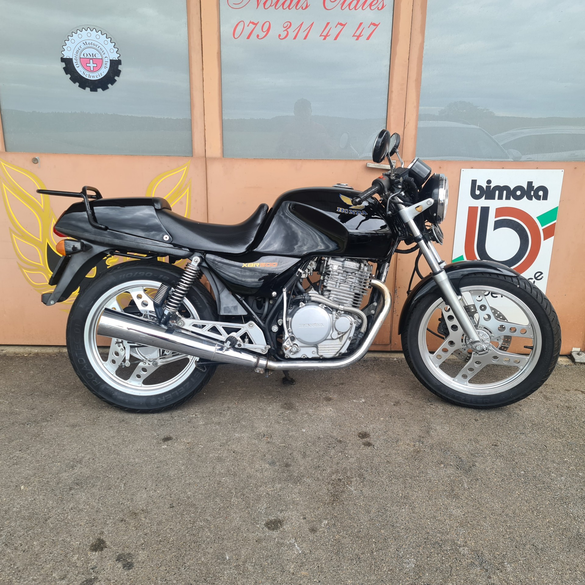 HONDA XBR 500 S-image-1