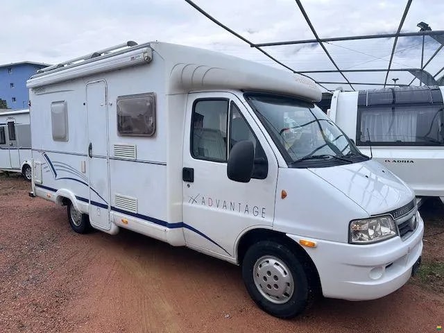 DETHLEFFS Advantage T6541 Motorradträger