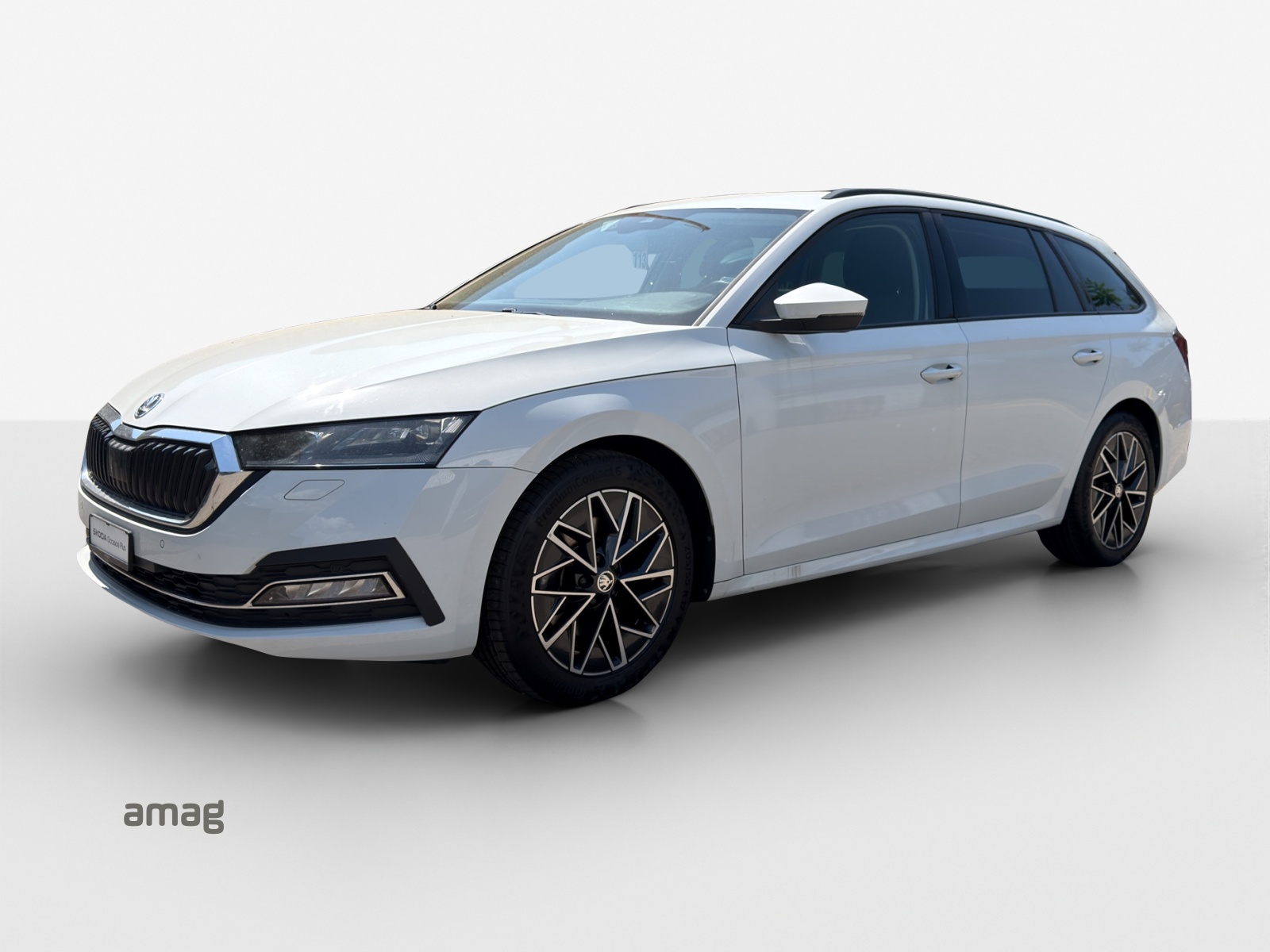 SKODA Octavia Combi 2.0 TSI Style DSG 4x4-image-0