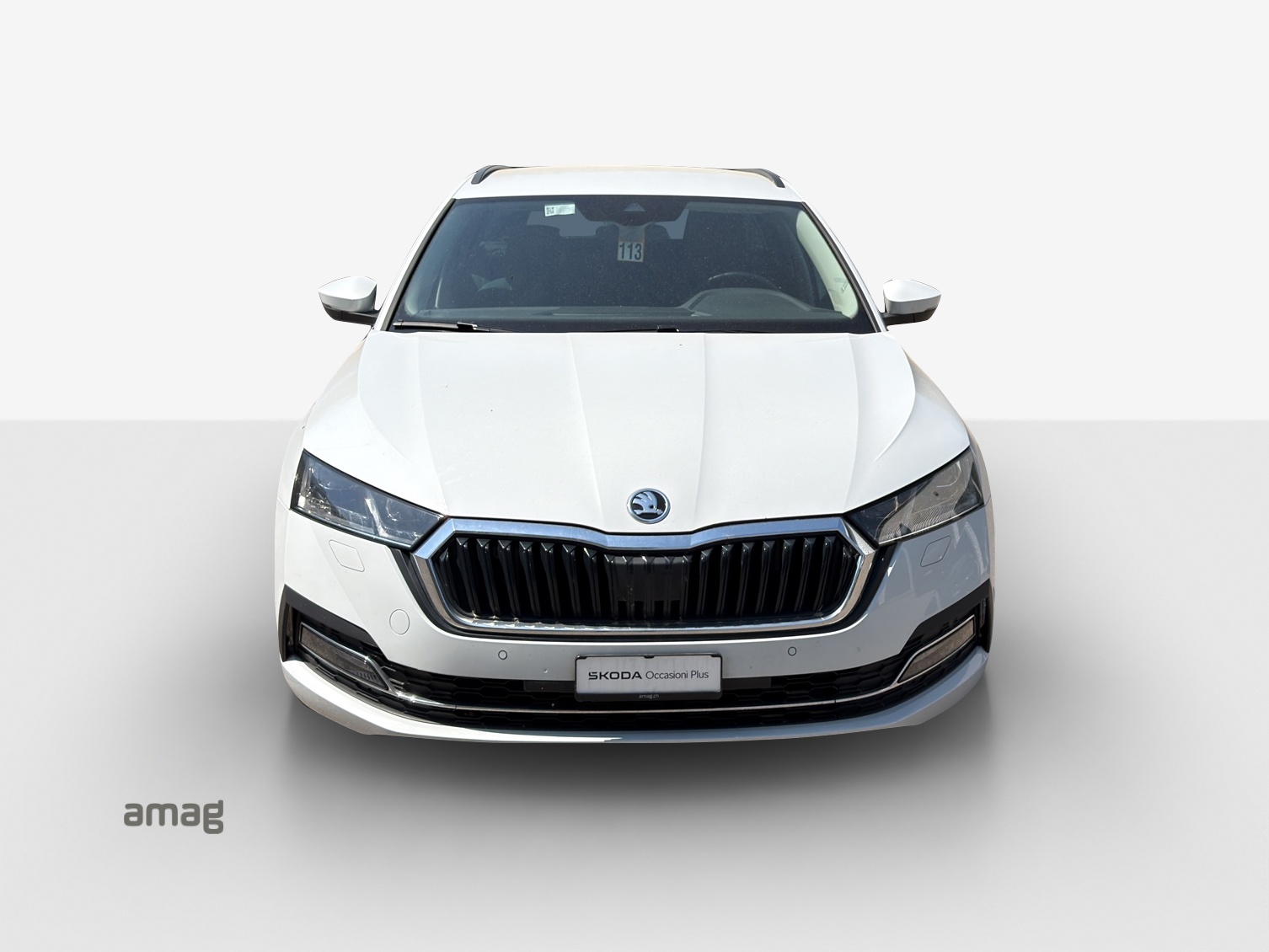 SKODA Octavia Combi 2.0 TSI Style DSG 4x4-image-6