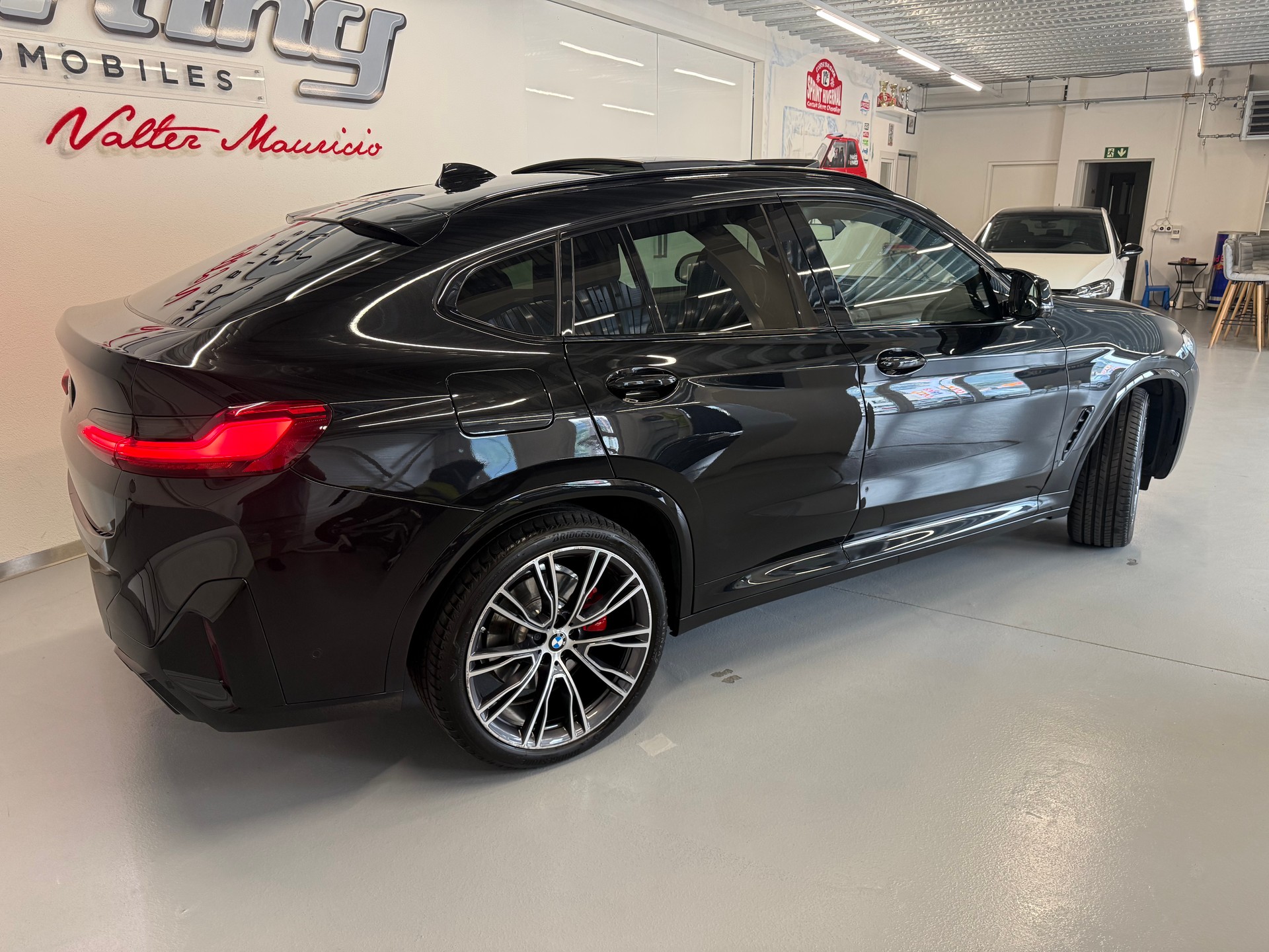 BMW X4 xDrive 48V M40d Steptronic-image-6