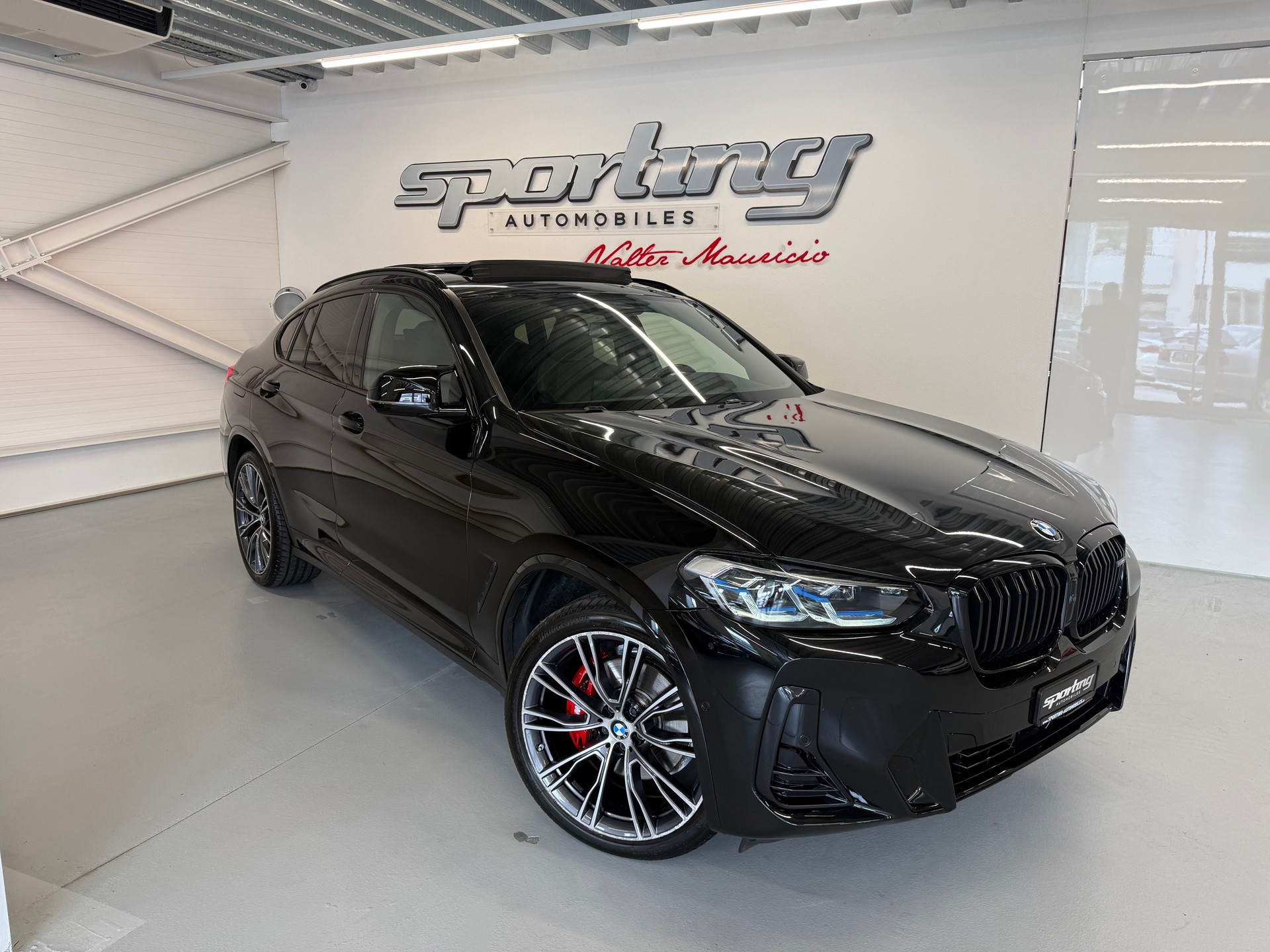 BMW X4 xDrive 48V M40d Steptronic-showroom-element-1