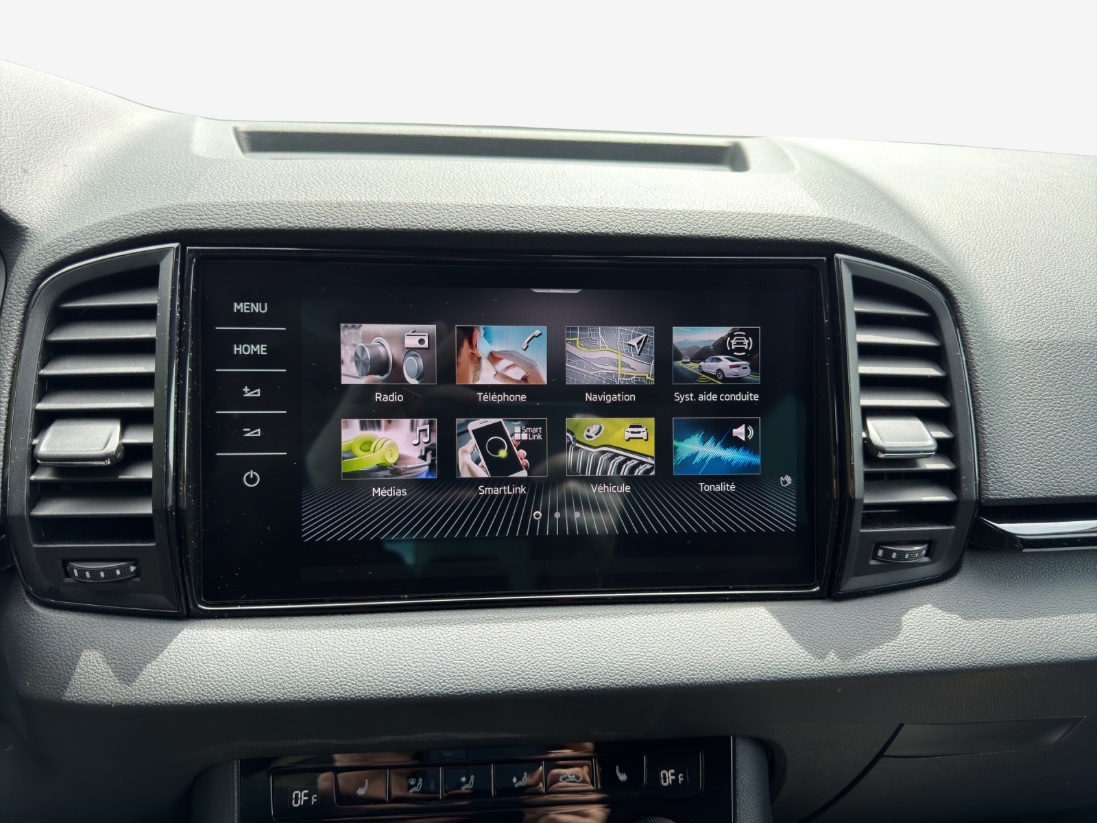 SKODA Karoq 2.0 TSI SportLine 4x4 DSG-image-14