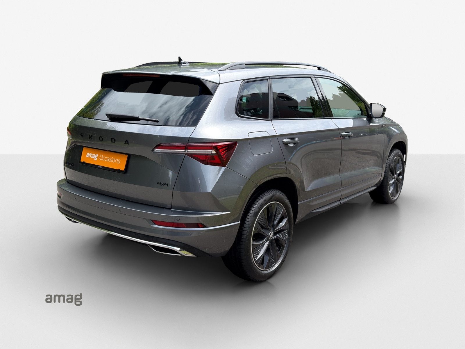 SKODA Karoq 2.0 TSI SportLine 4x4 DSG-image-4