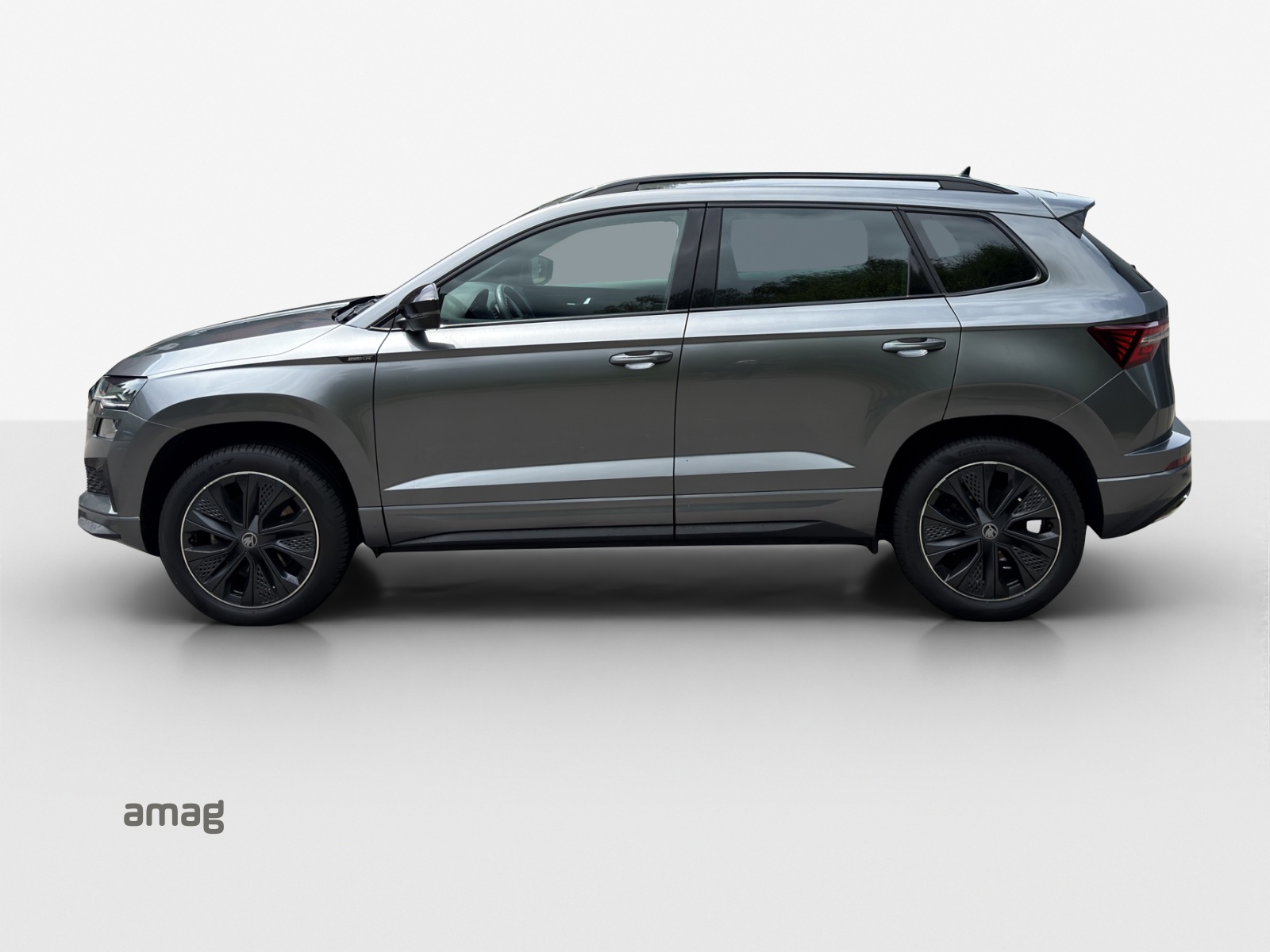 SKODA Karoq 2.0 TSI SportLine 4x4 DSG-image-1