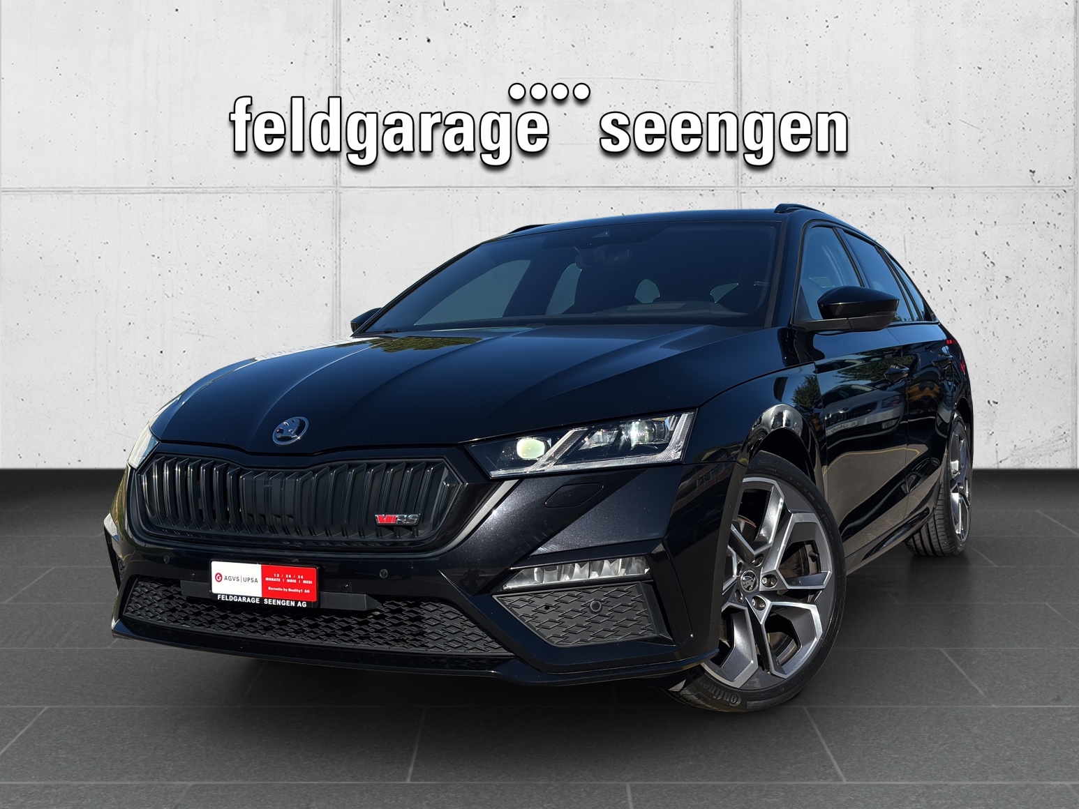 SKODA Octavia Combi 2.0 TDI DSG RS 4x4 mit AHK Vorbereitung, Head-Up Display & elektr. Heckklappe