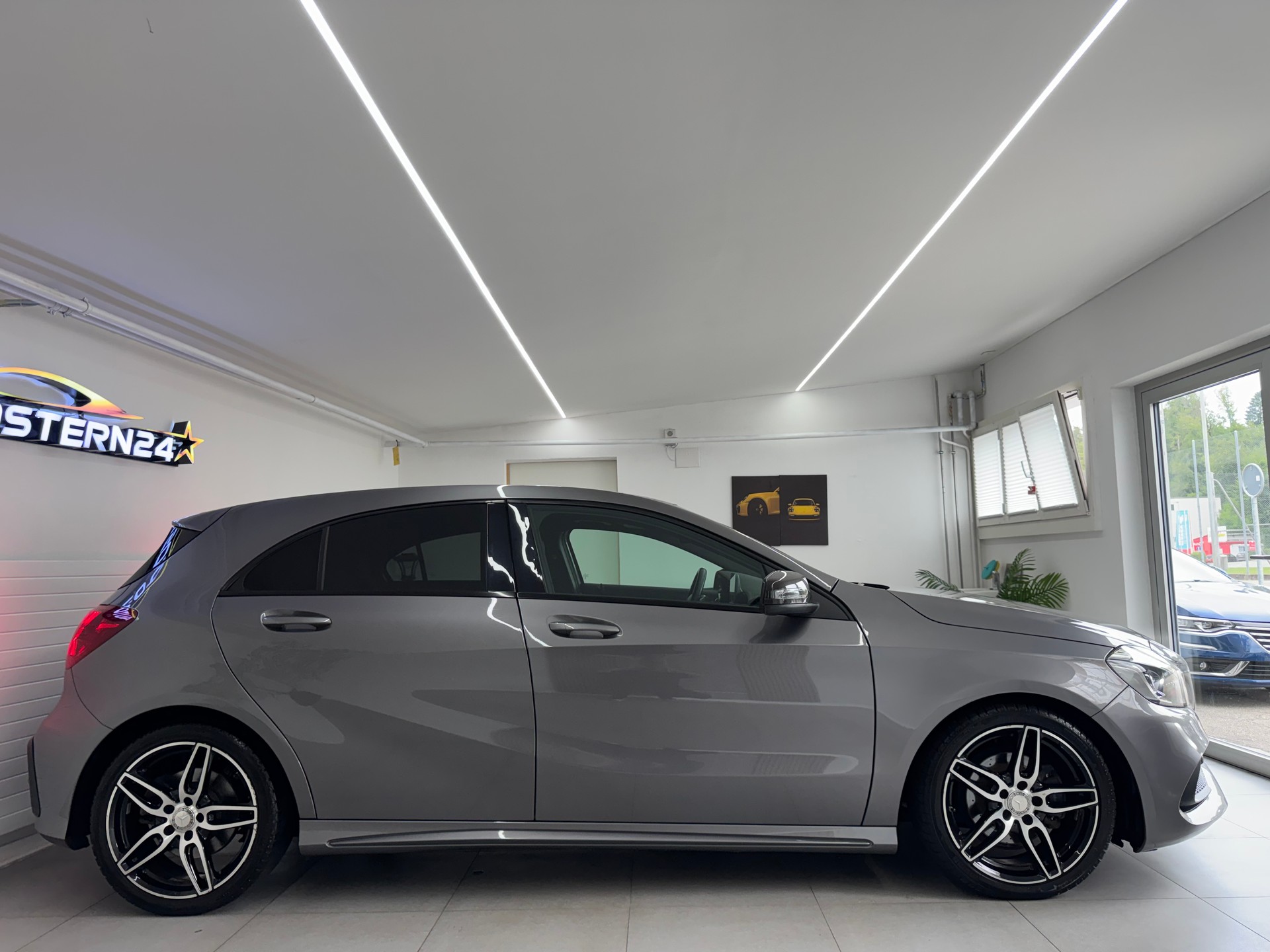 MERCEDES-BENZ A 200 CDI AMG Line 4Matic 7G-DCT*Panoramadach*-image-7