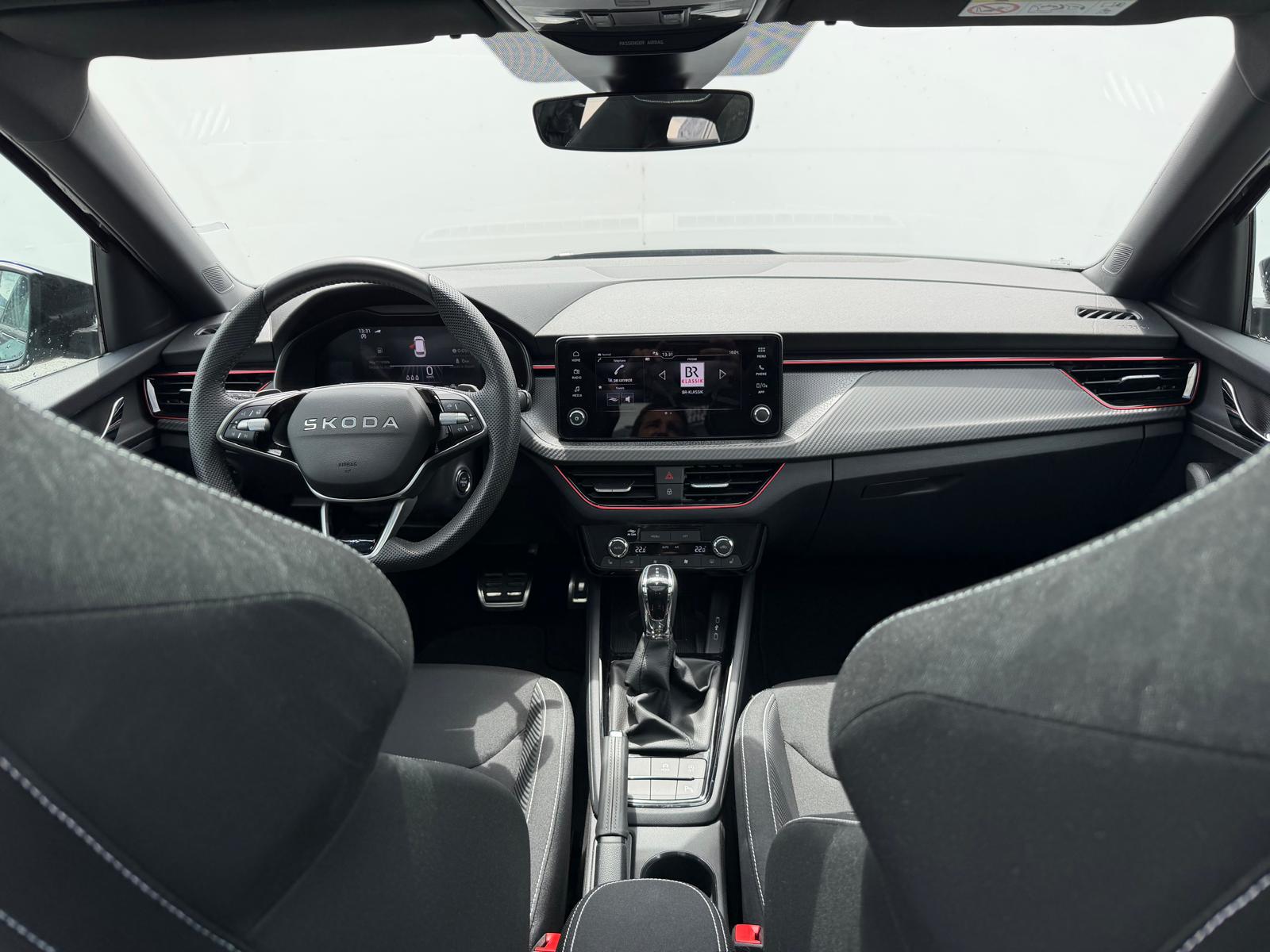 SKODA Kamiq 1.0 TSI Monte Carlo DSG-image-9