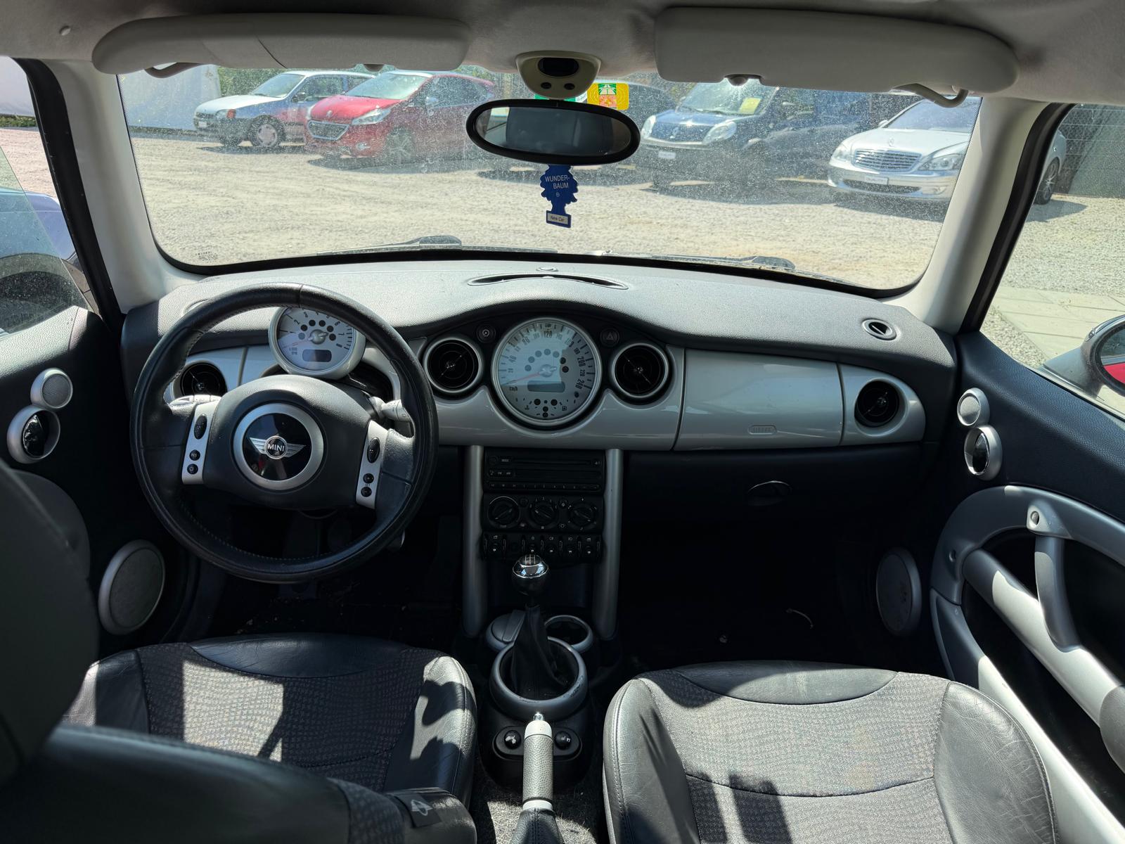 MINI Cooper-image-12
