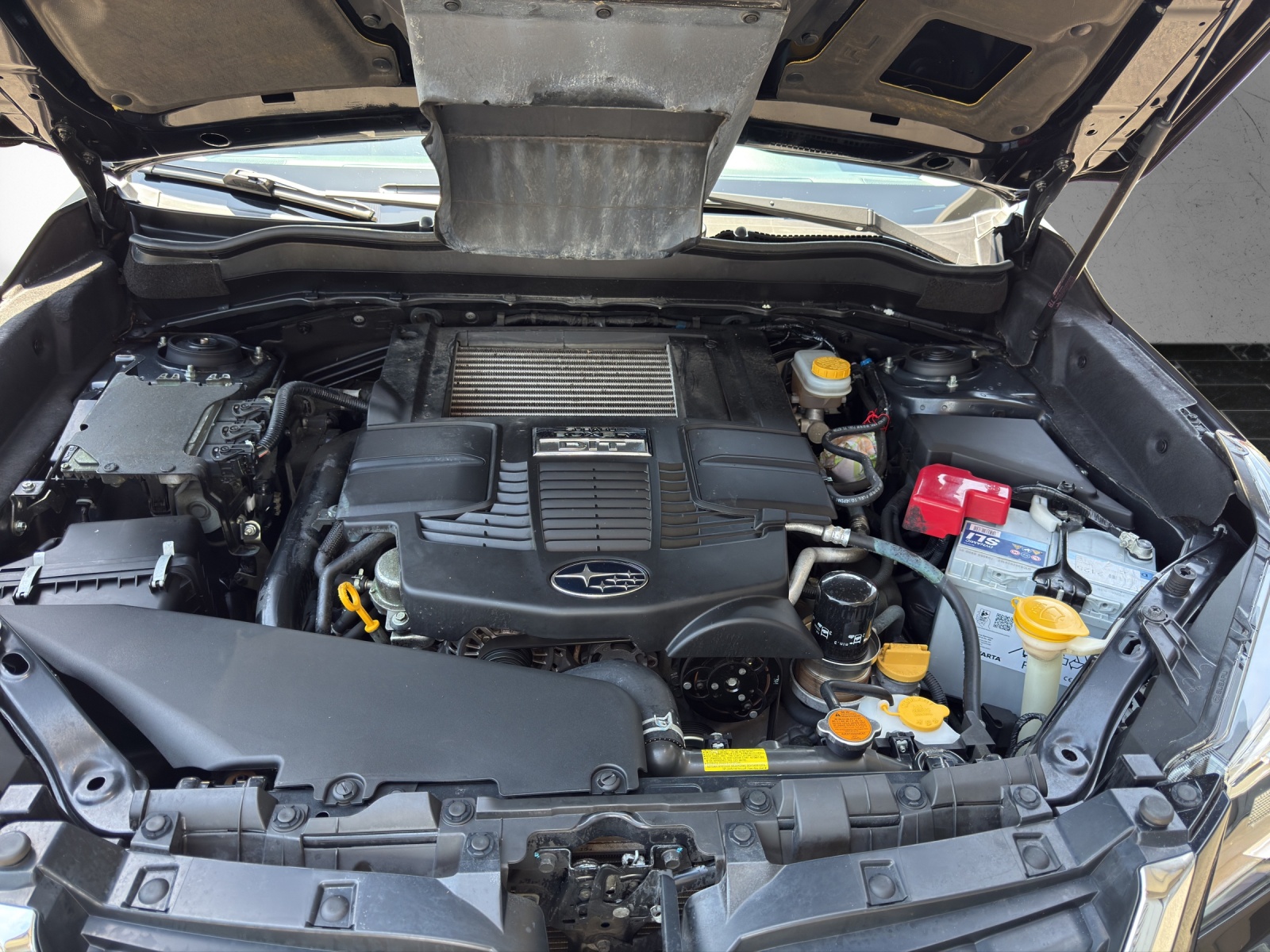 SUBARU Forester 2.0XT Luxury Lineartronic-image-14